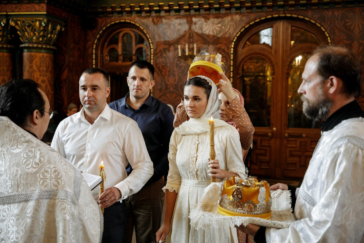 Венчание, Храм Успения Пресвятой Богородицы, где венчаться в санкт петербурге, в каком храме провести венчание спб, церкви для венчания, венчаться в санкт-петербурге спб, фотограф на венчание спб