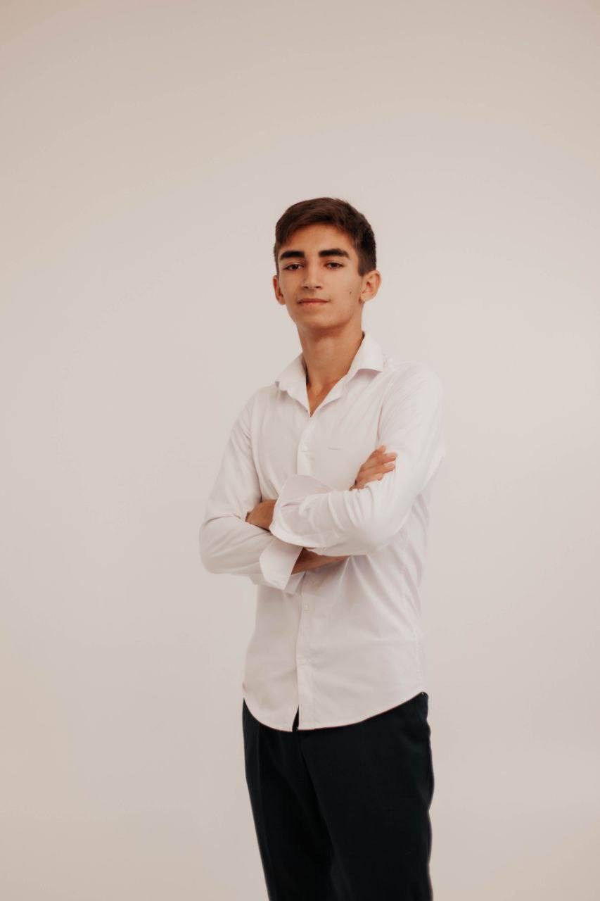 Шоломинский Назар. Model base