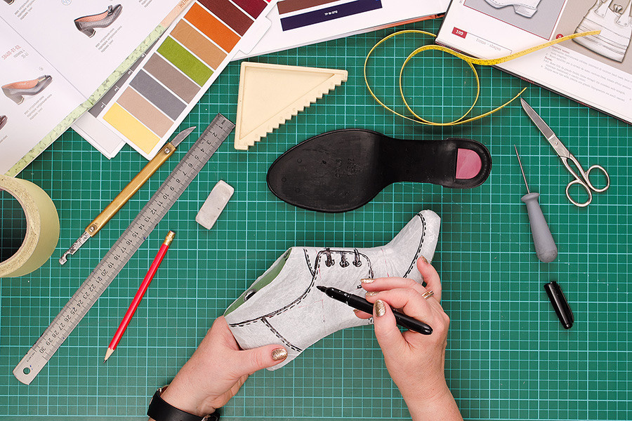 Предметная фотография. Oleg Samoilov is a documentary photographer for brands that value an honest story