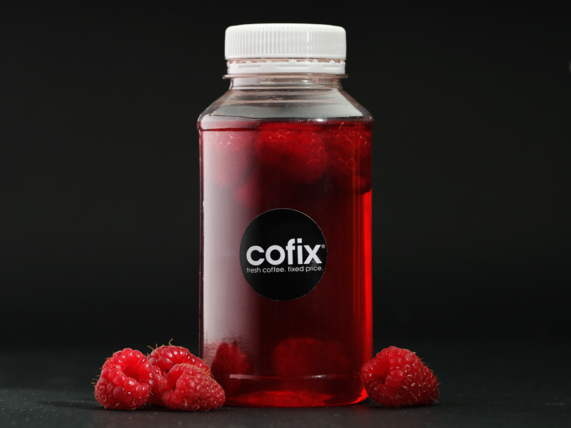 Предметная фотография. Oleg Samoilov is a documentary photographer for brands that value an honest story