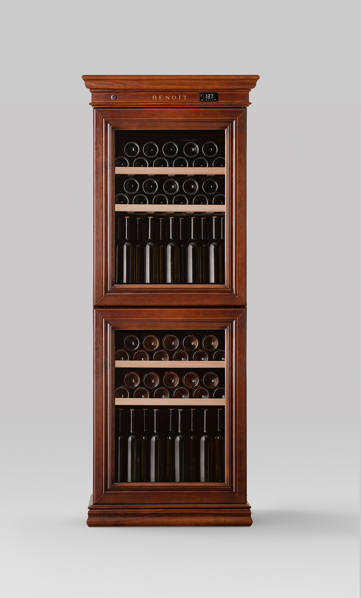 Предметная фотография. Oleg Samoilov is a documentary photographer for brands that value an honest story