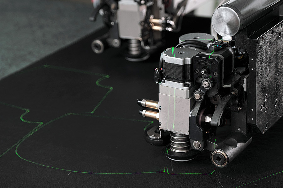 Предметная фотография. Oleg Samoilov is a documentary photographer for brands that value an honest story