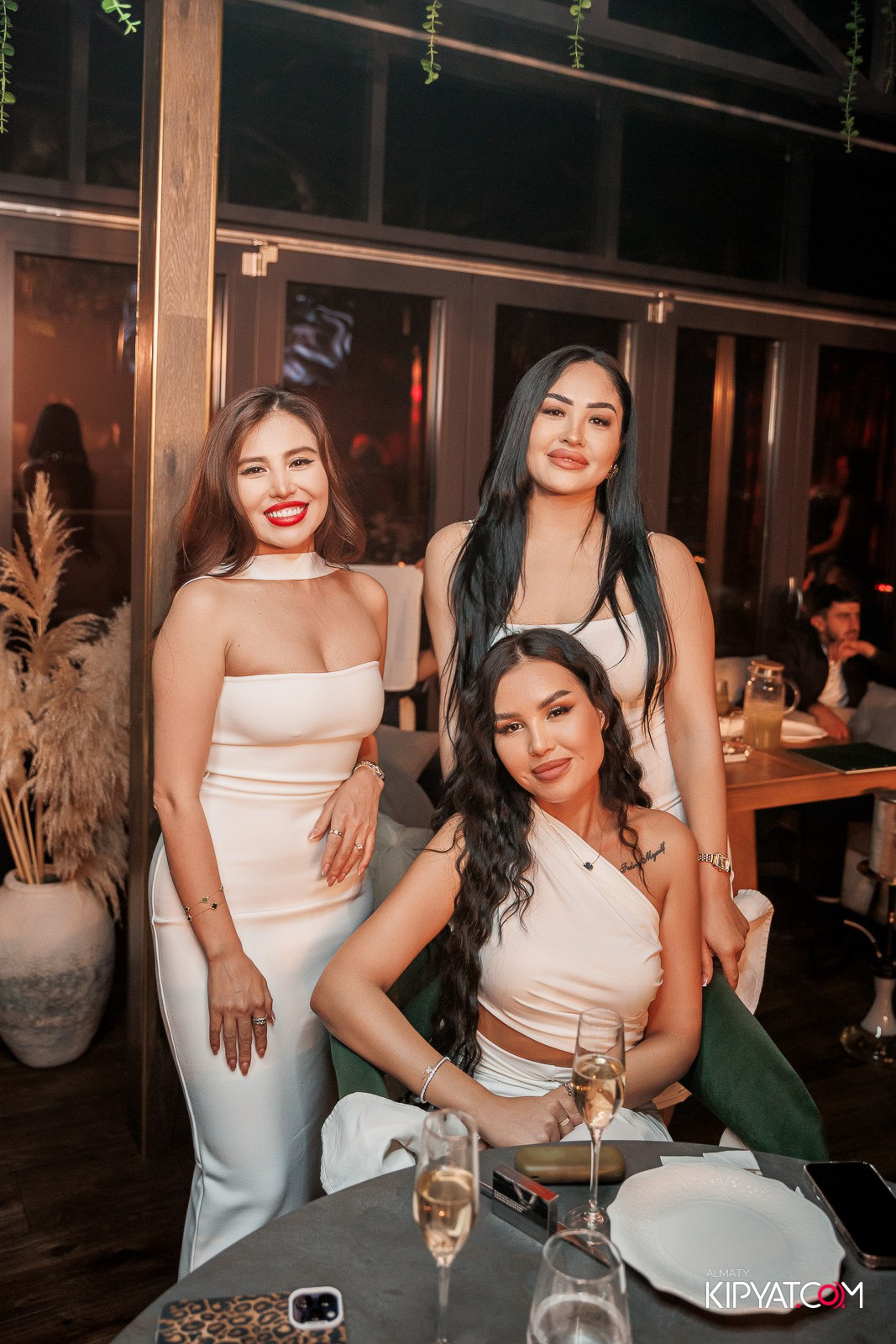 PATRIKI RESTAURANT. КИПЯТКОМ АЛМАТЫ!