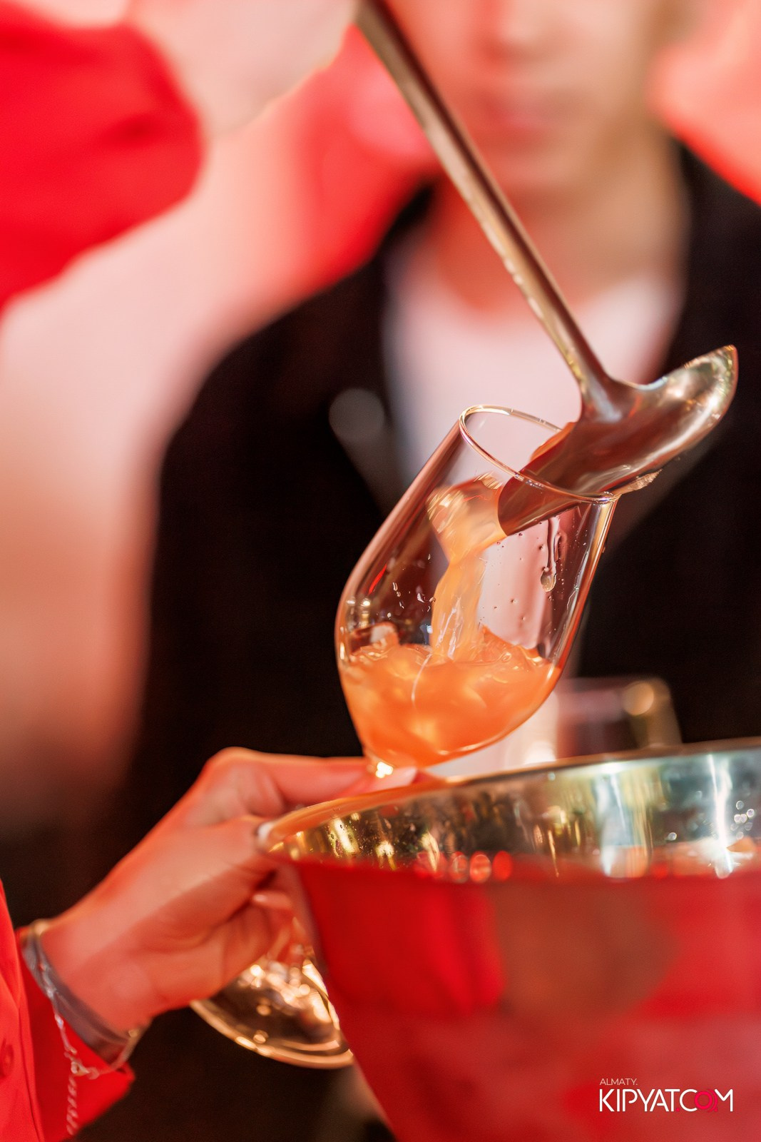 OLOVO BAR НА ДОСТЫК. КИПЯТКОМ АЛМАТЫ!