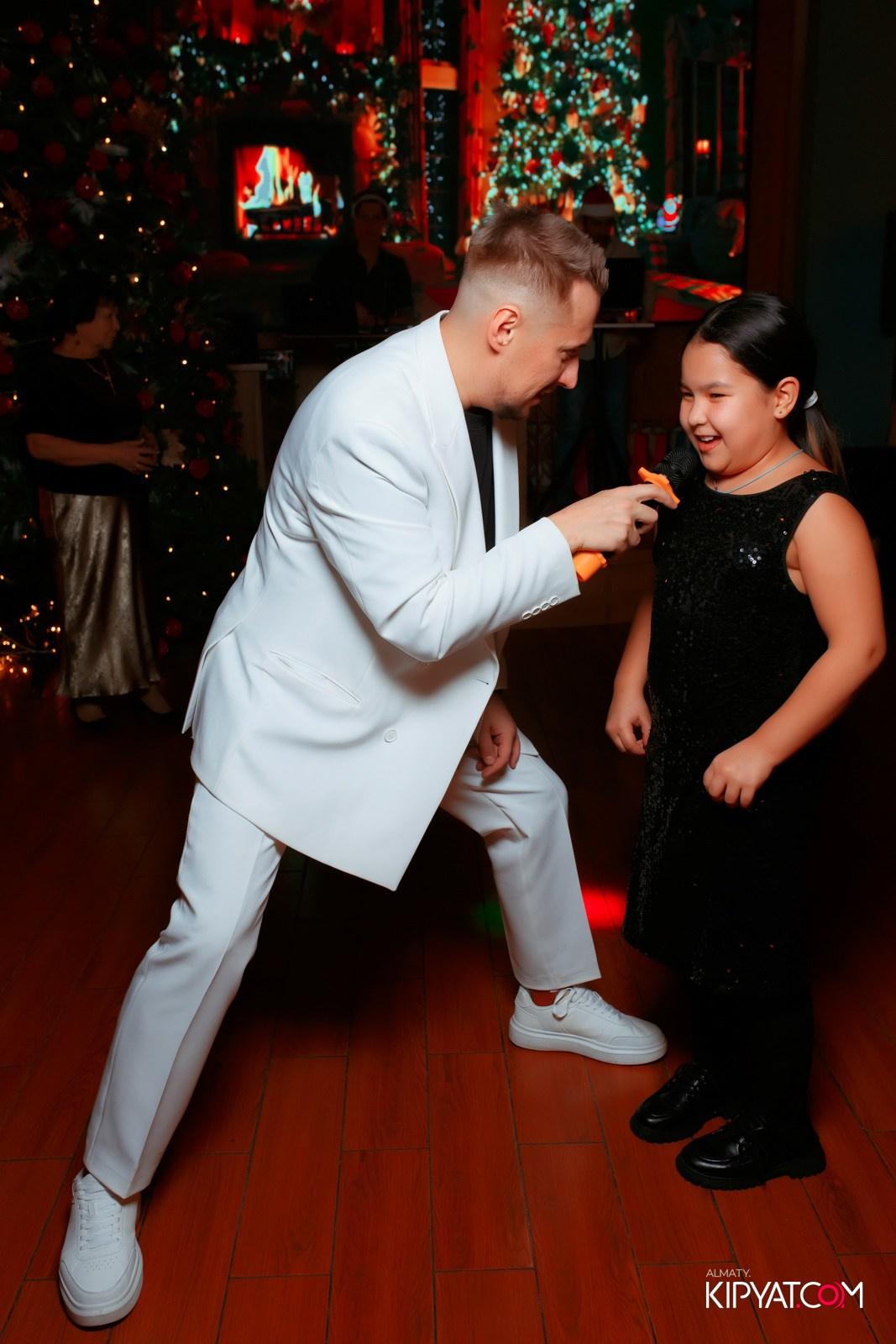 ГРУЗИНСКИЙ ДВОР НА КАБАНБАЙ БАТЫРА. КИПЯТКОМ АЛМАТЫ!