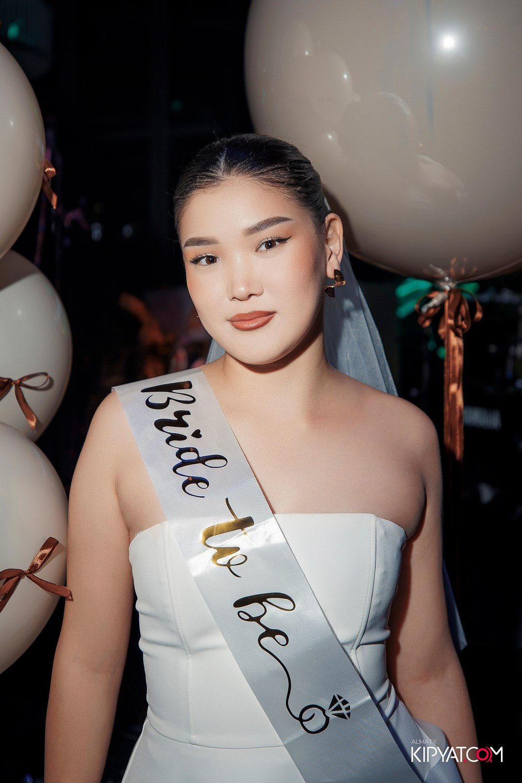 FRIENDS BAR & TERRACE. КИПЯТКОМ АЛМАТЫ!