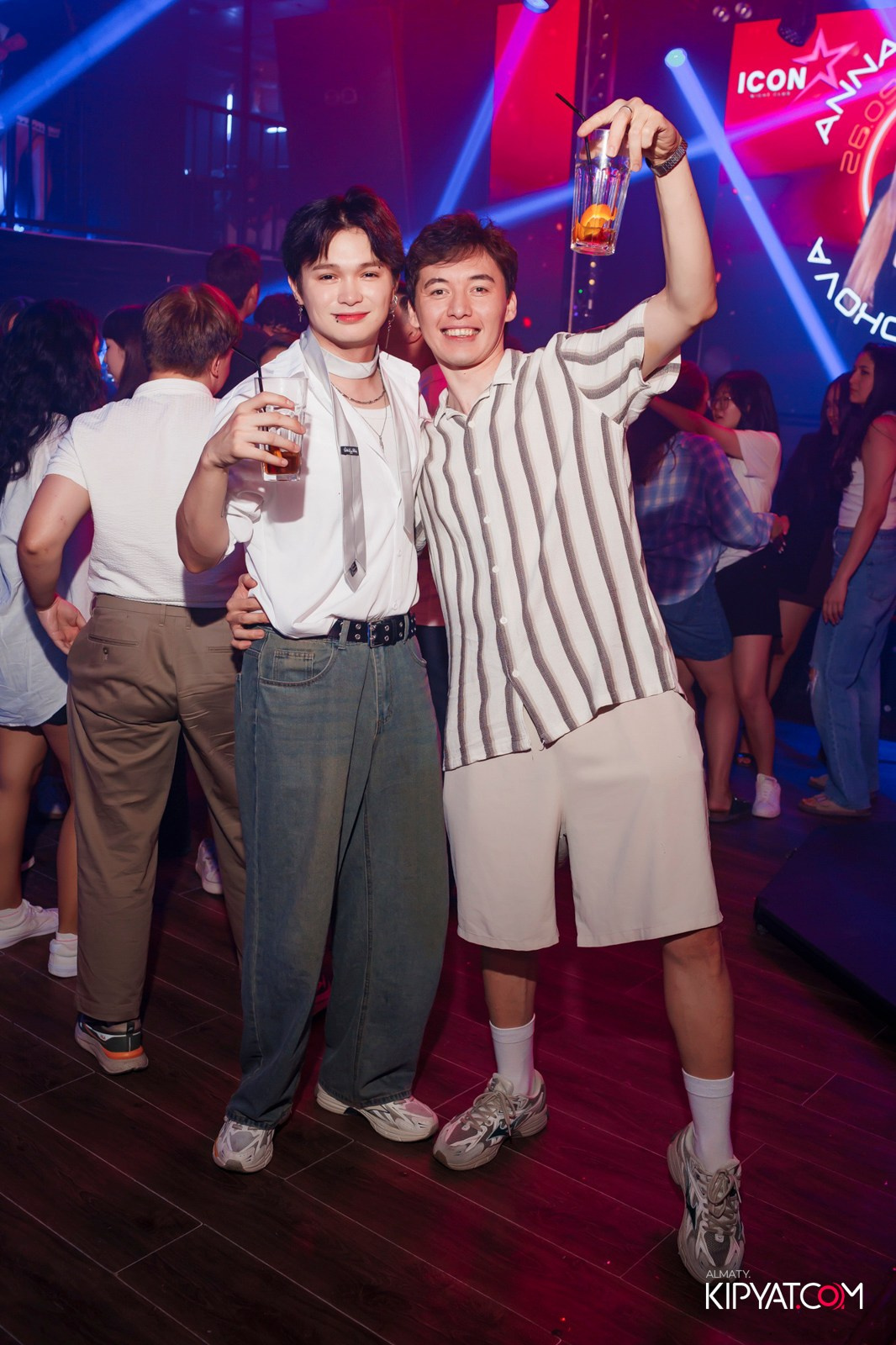 НОЧНОЙ КЛУБ ICON. КИПЯТКОМ АЛМАТЫ!
