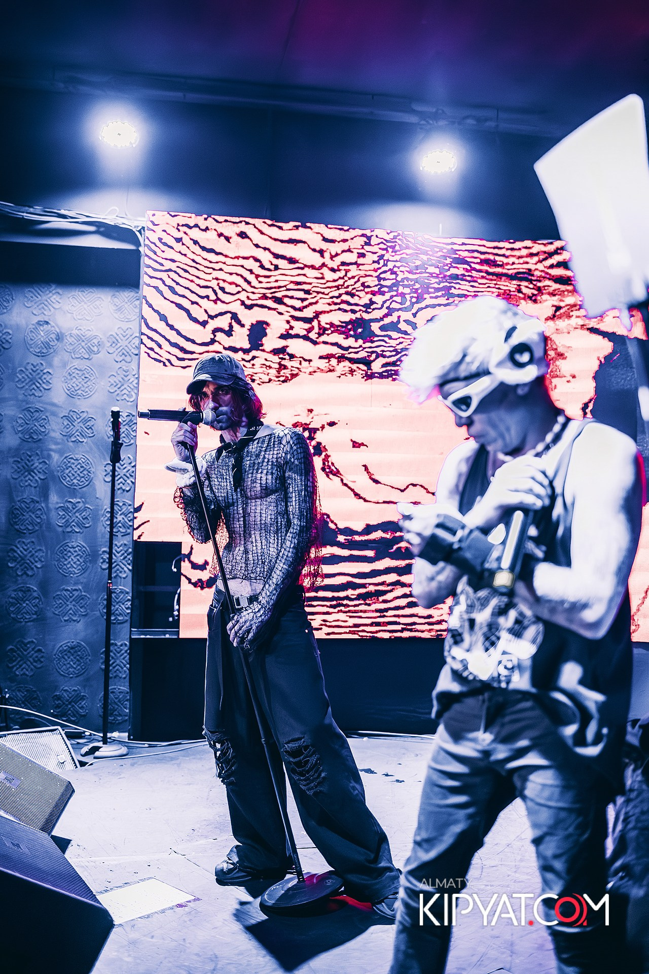 QUEST PISTOLS В РЕСТОРАНЕ NINO. КИПЯТКОМ АЛМАТЫ!