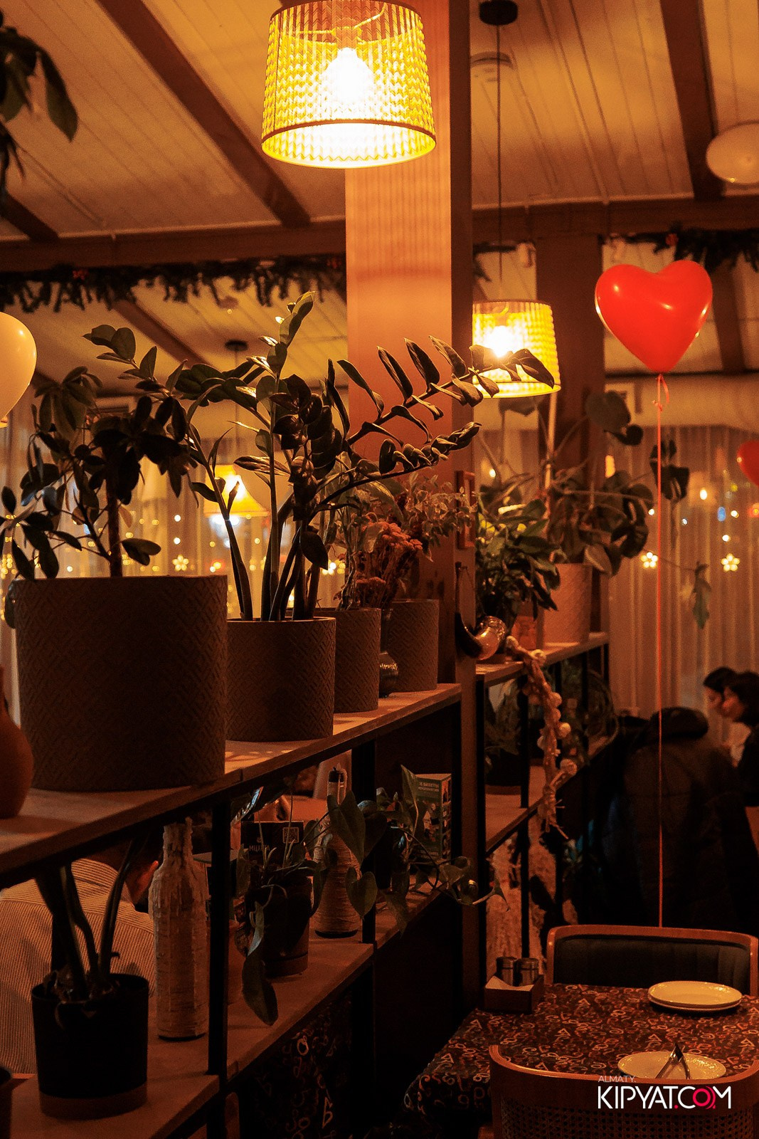 ДЕНЬ ВЛЮБЛЕННЫХ МЦХЕТА. КИПЯТКОМ АЛМАТЫ!