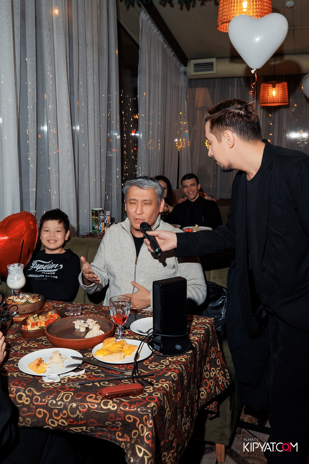 ДЕНЬ ВЛЮБЛЕННЫХ МЦХЕТА. КИПЯТКОМ АЛМАТЫ!