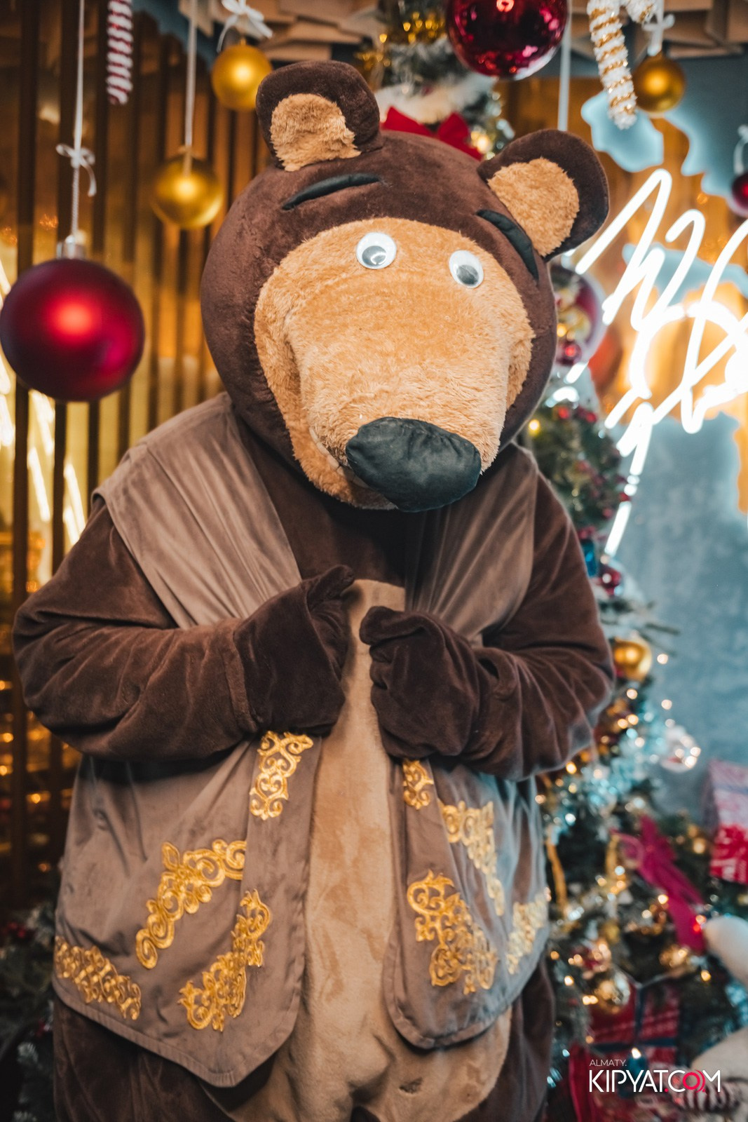 УХО И МЕДВЕДЬ НА САИНА. КИПЯТКОМ АЛМАТЫ!