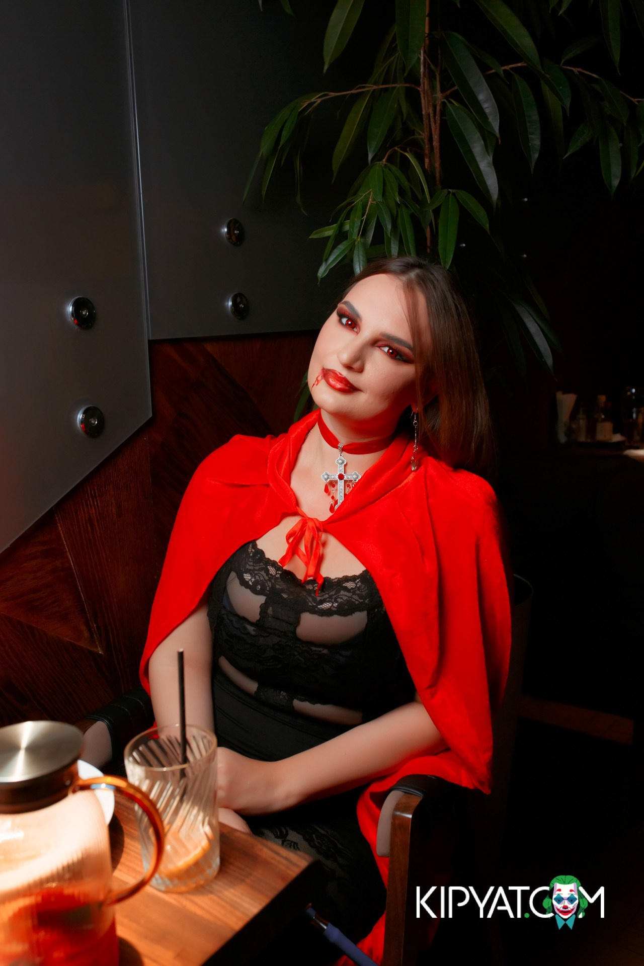 TO HE MOON LOUNGE & HOOKAN. КИПЯТКОМ АЛМАТЫ!