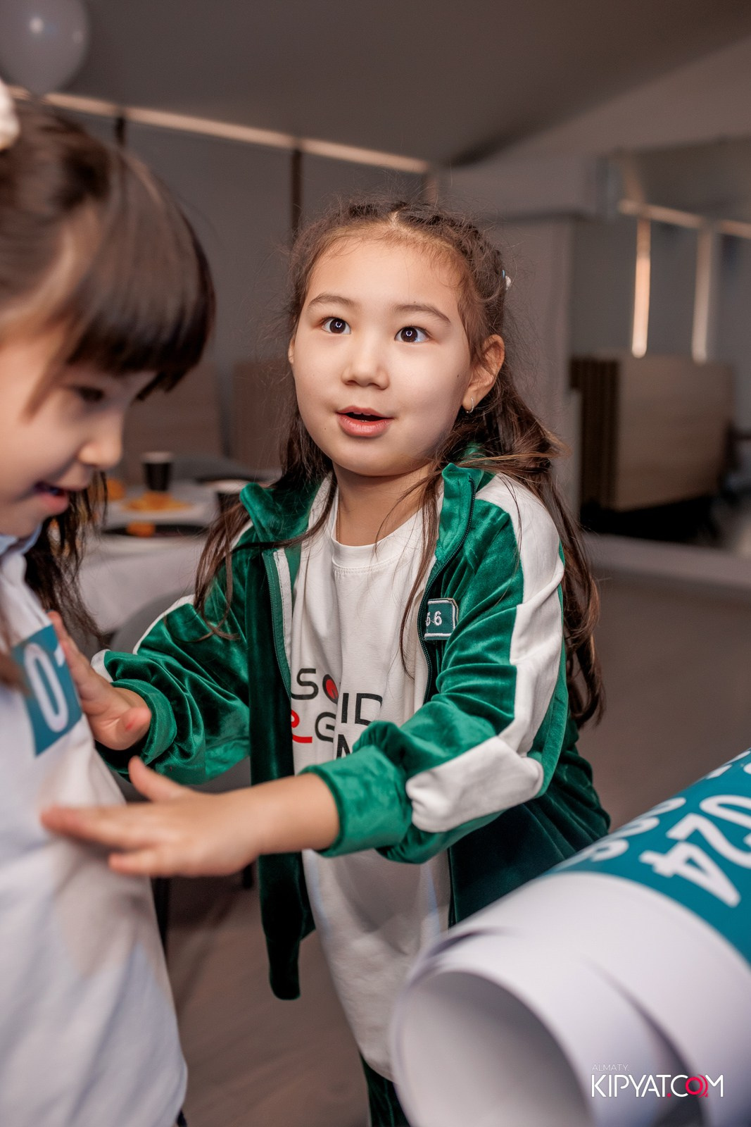 КВЕСТ-ШОУ ALAROVICH ИГРА В КАЛЬМАРА. КИПЯТКОМ АЛМАТЫ!