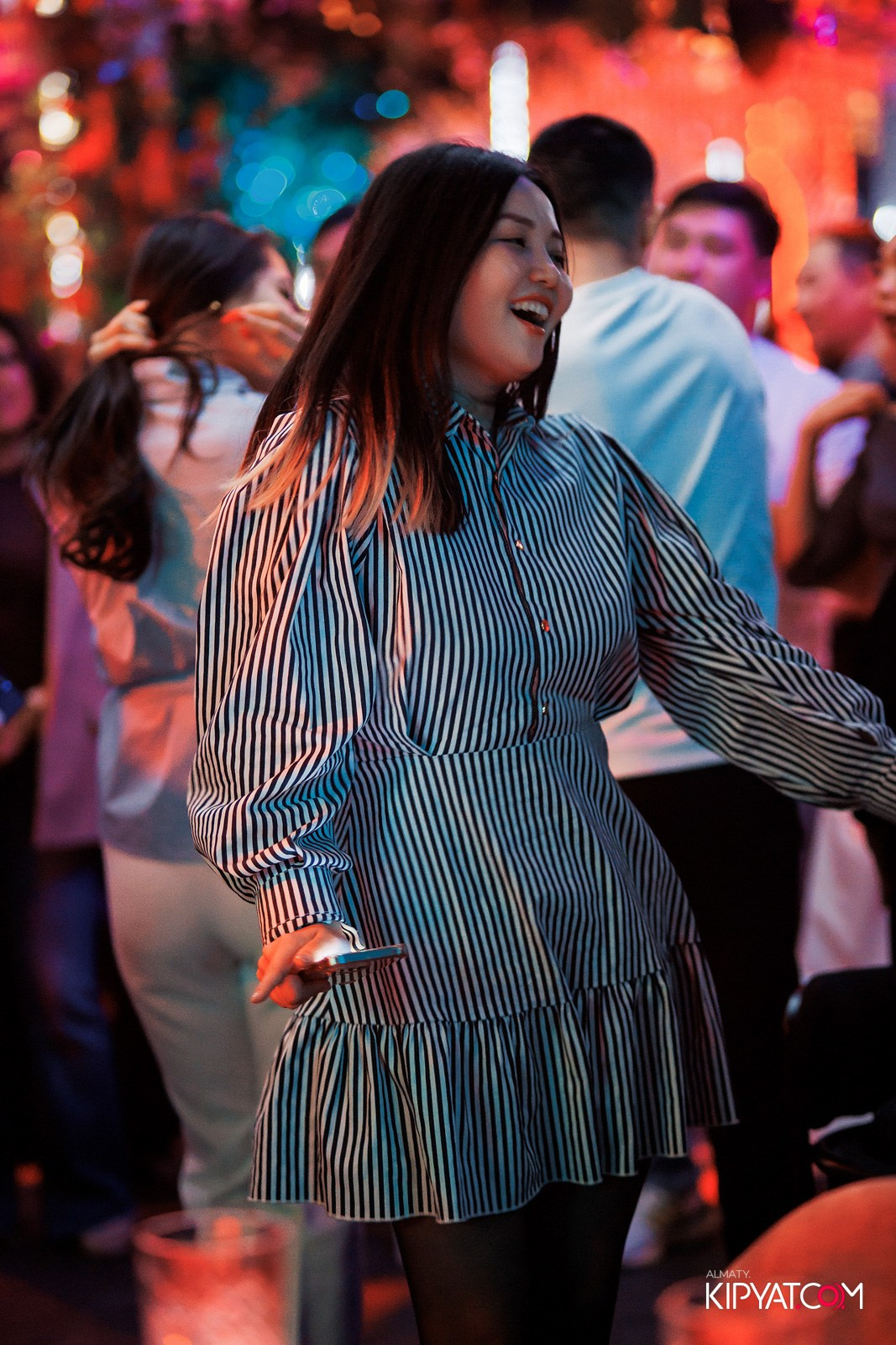 FRIENDS BAR & TERRACE. КИПЯТКОМ АЛМАТЫ!