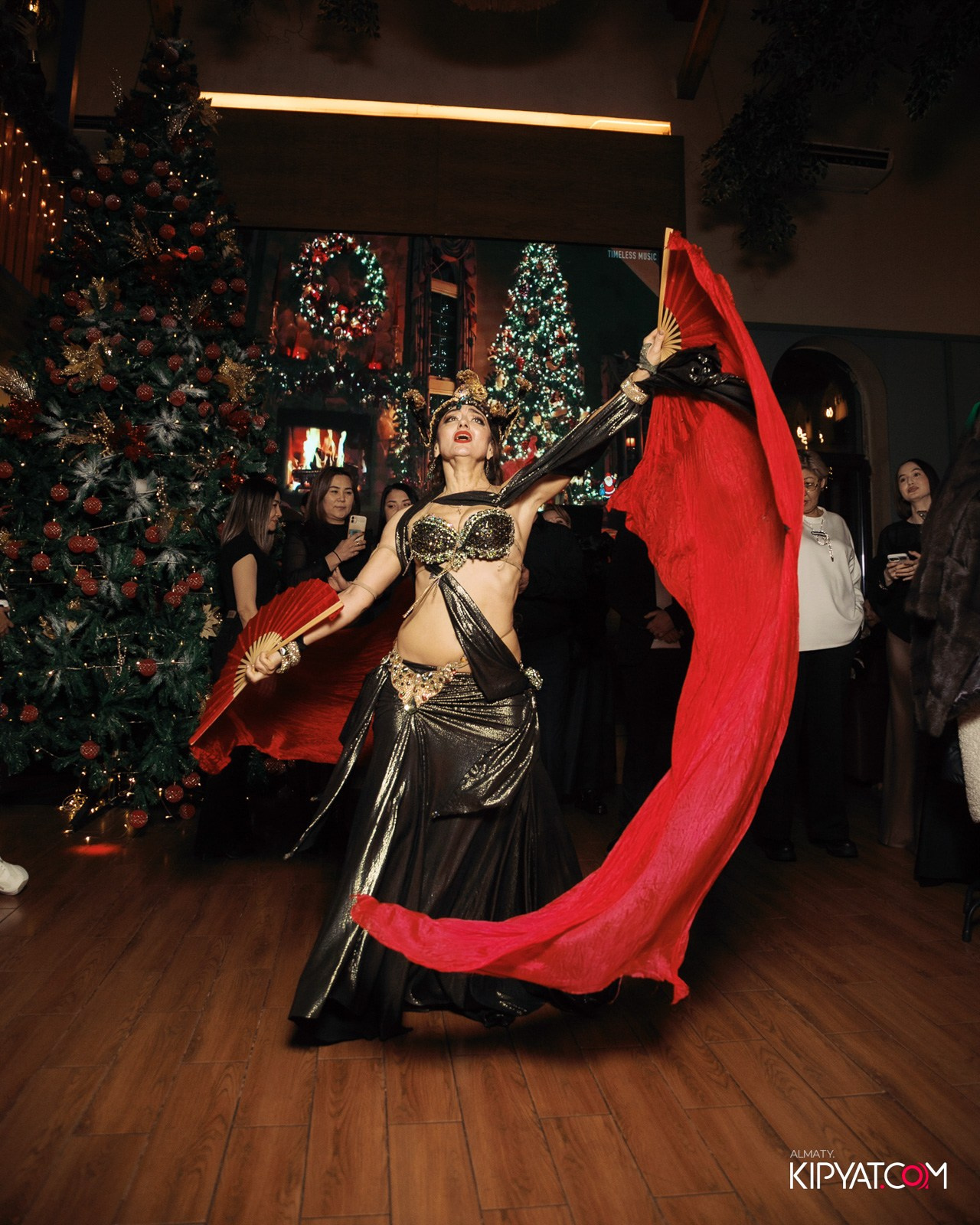 ГРУЗИНСКИЙ ДВОР НА КАБАНБАЙ БАТЫРА. КИПЯТКОМ АЛМАТЫ!