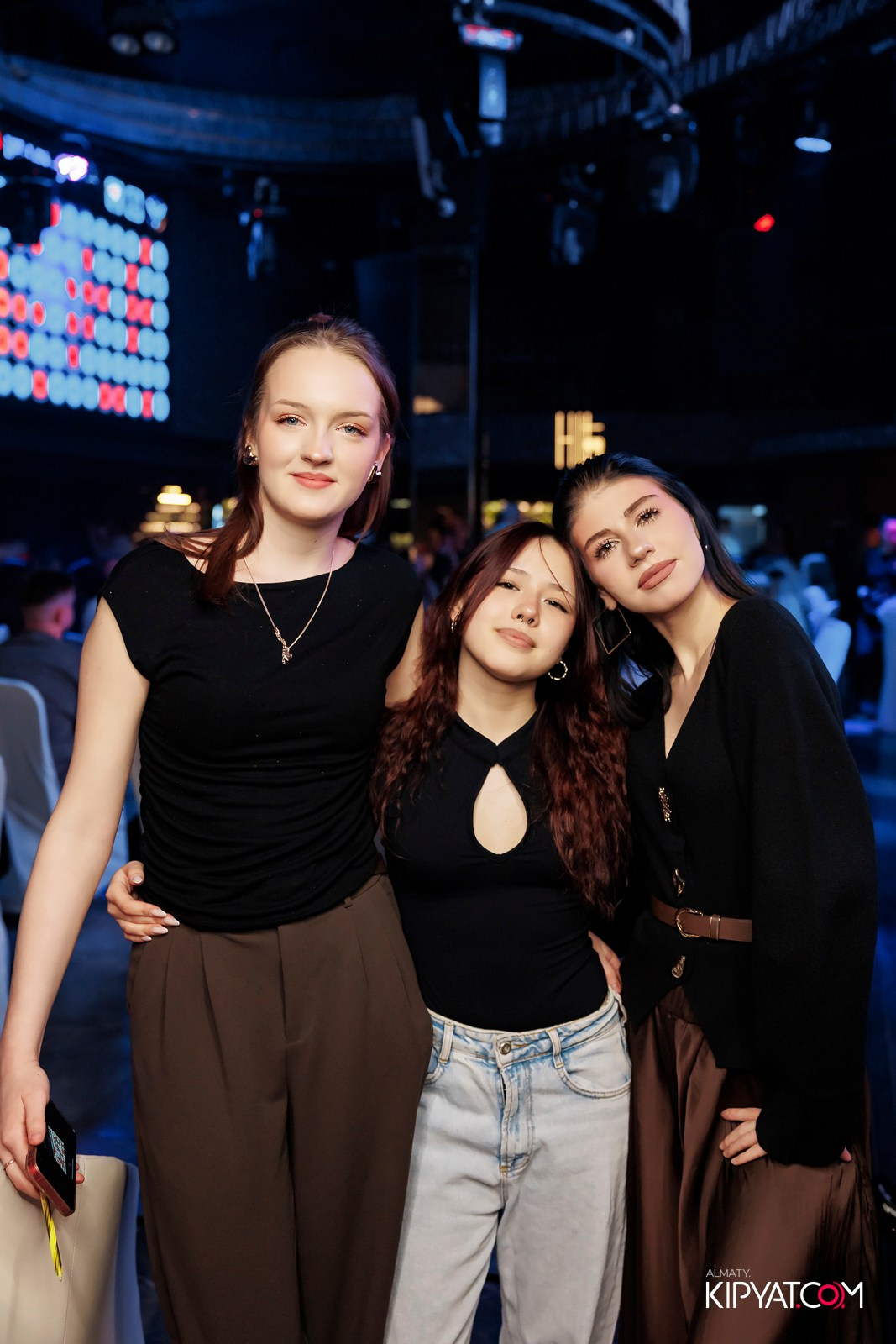 МУЗЫКАЛЬНОЕ ЛОТО В HIT RETRO. КИПЯТКОМ АЛМАТЫ! Фотосъемка мероприятий в Алматы