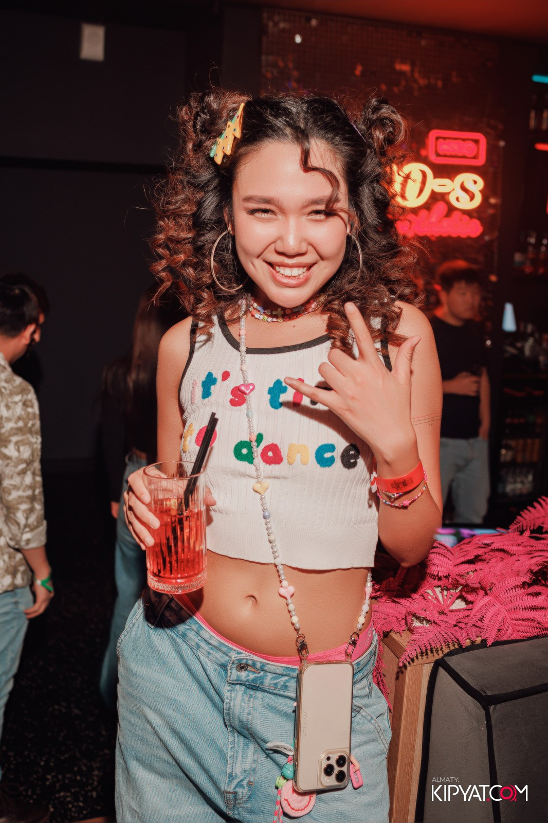 BEAUTY ЁЛКА SANTA BARBARA SPECIAL GUEST ГРУППА MILLENIUM 5 ТРИБЬЮТ ШОУ. КИПЯТКОМ АЛМАТЫ! Фотосъемка мероприятий в Алматы