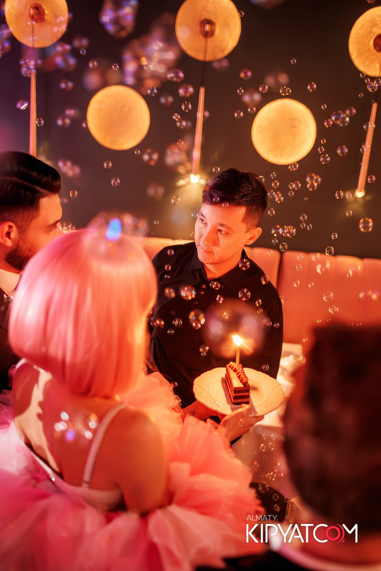 QUEST PISTOLS В РЕСТОРАНЕ NINO. КИПЯТКОМ АЛМАТЫ!