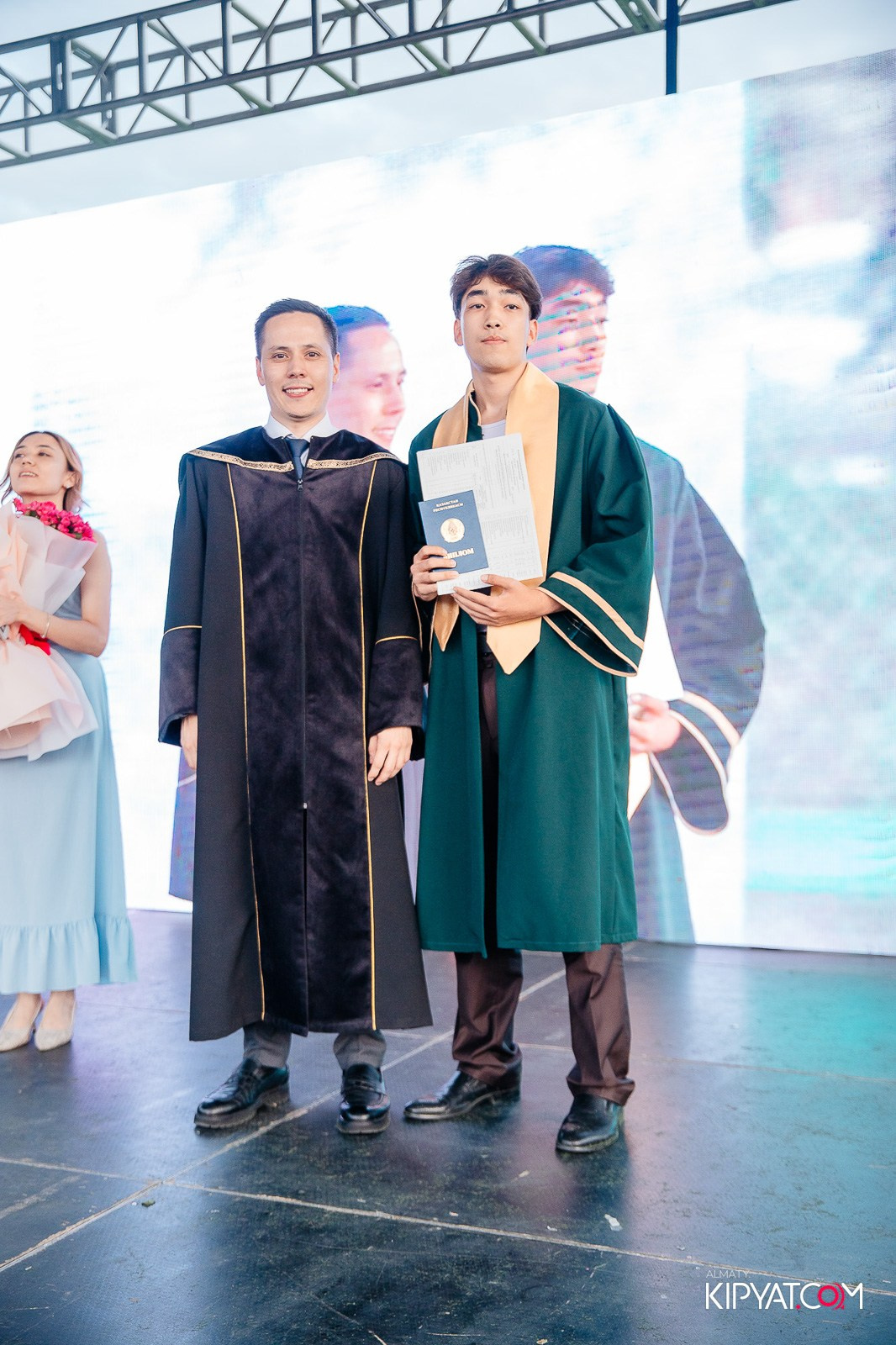 ВРУЧЕНИЕ ДИПЛОМОВ — НАРХОЗ КОЛЛЕДЖ. Part 4. КИПЯТКОМ АЛМАТЫ!