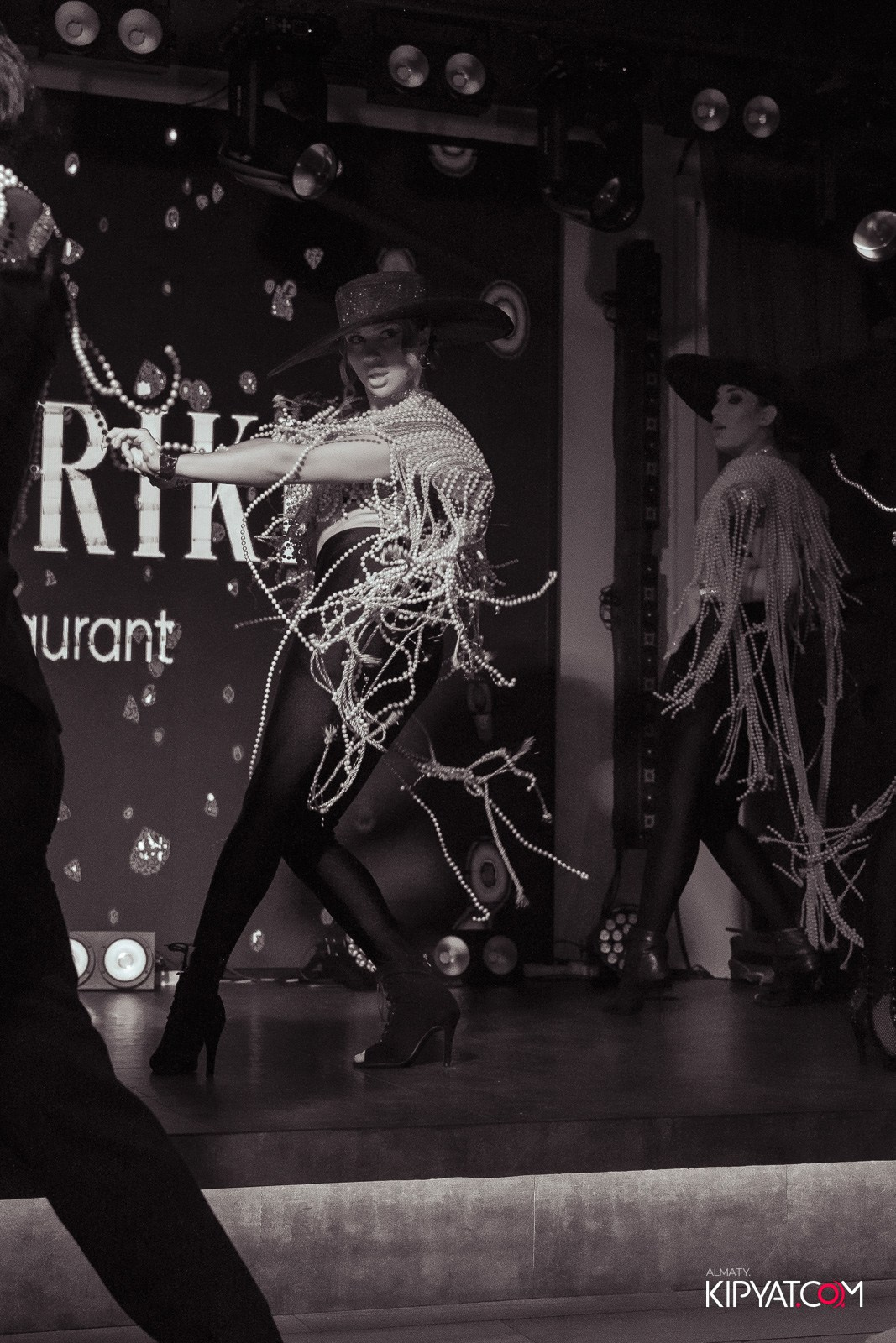 ПРЕЗЕНТАЦИЯ ЖУРНАЛА «VELLURE». КИПЯТКОМ АЛМАТЫ!