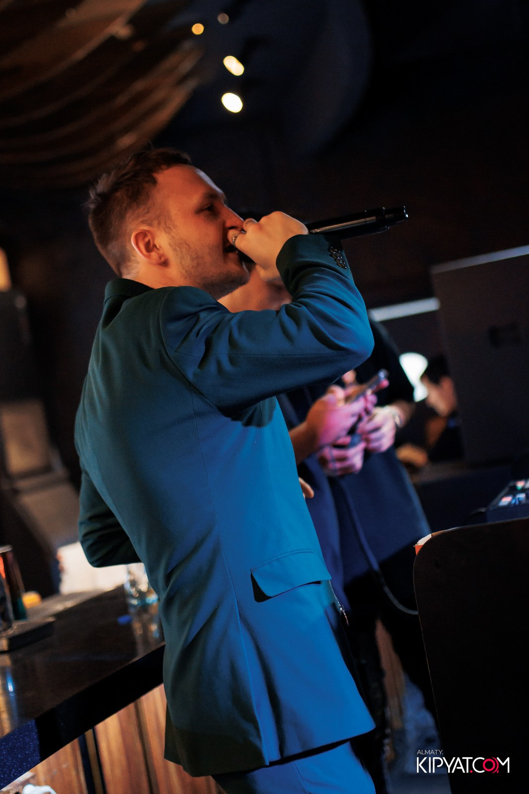 MOOD KARAOKE & TERRACE. КИПЯТКОМ АЛМАТЫ!