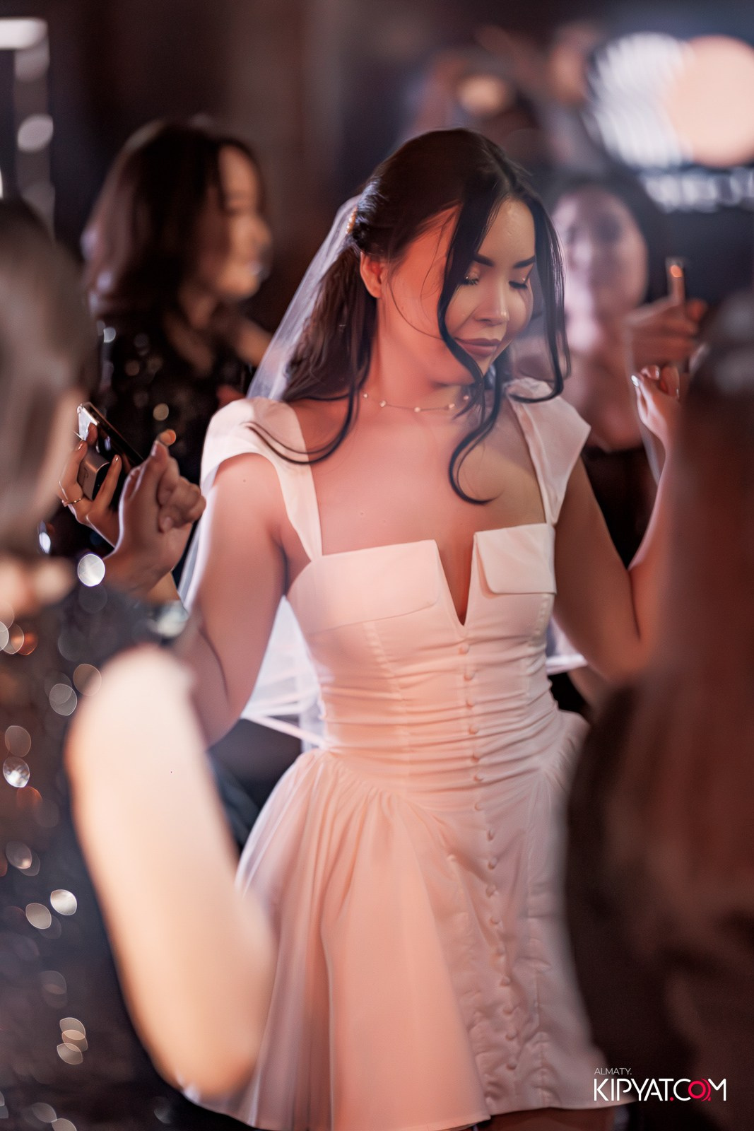 MOOD KARAOKE & TERRACE. КИПЯТКОМ АЛМАТЫ!