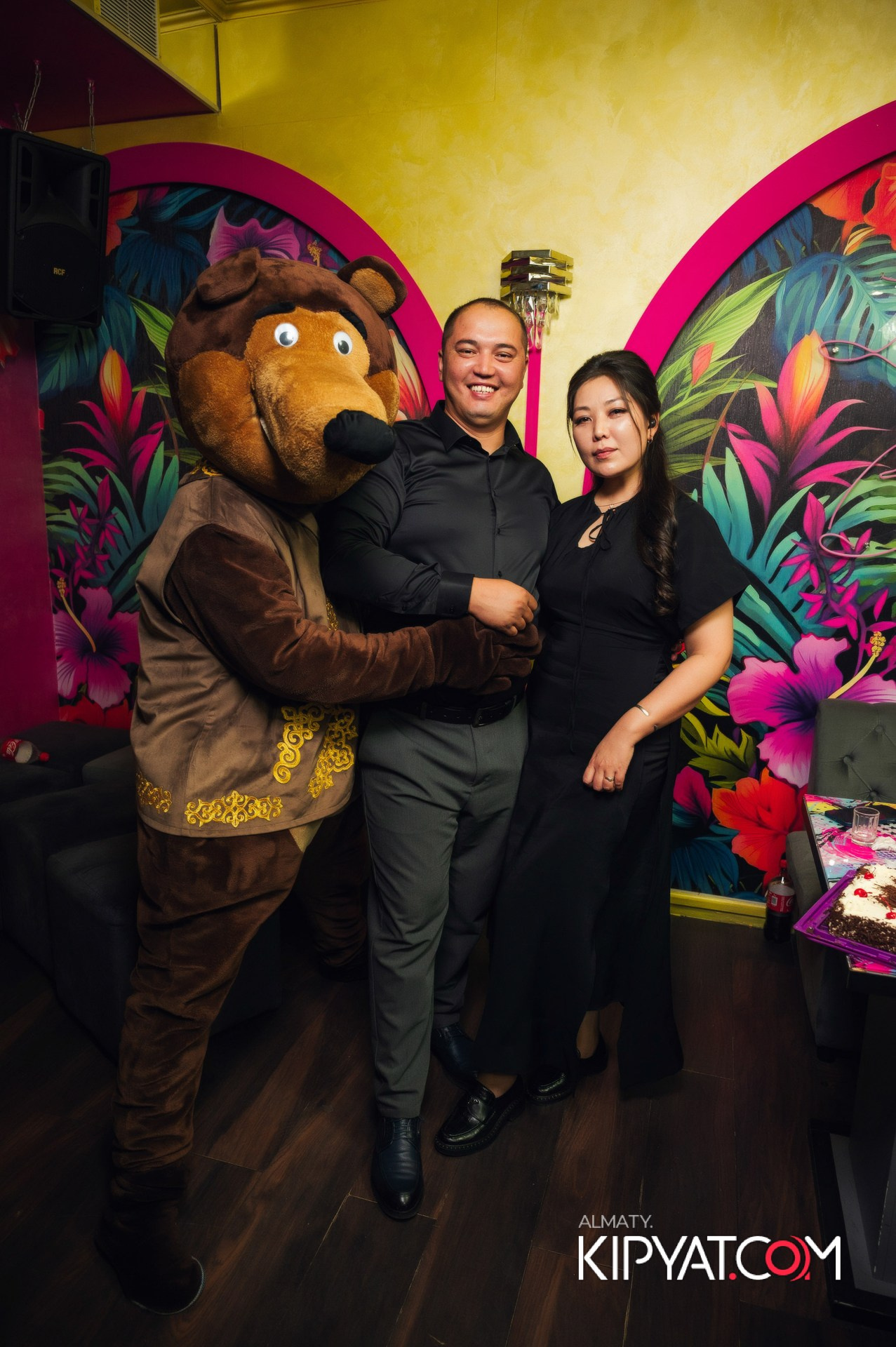 УХО И МЕДВЕДЬ НА САИНА. КИПЯТКОМ АЛМАТЫ!