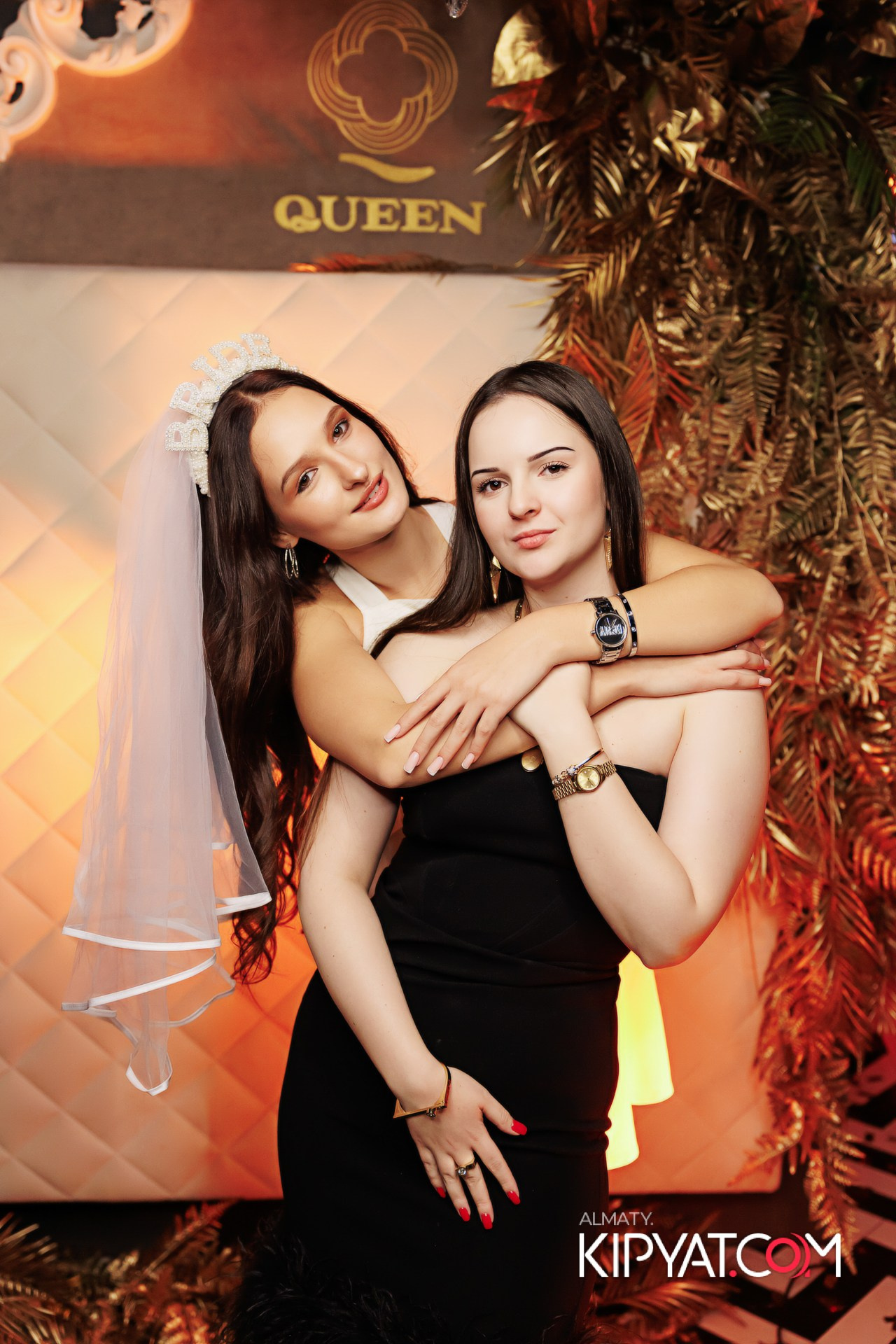 QUEEN. КИПЯТКОМ АЛМАТЫ!