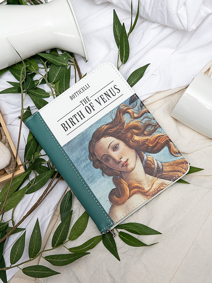 Сумка-клатч. Контент фотограф, съемка для маркетплейсов, фуд съемка и репортажи в Новосибирске Ралия Галеева