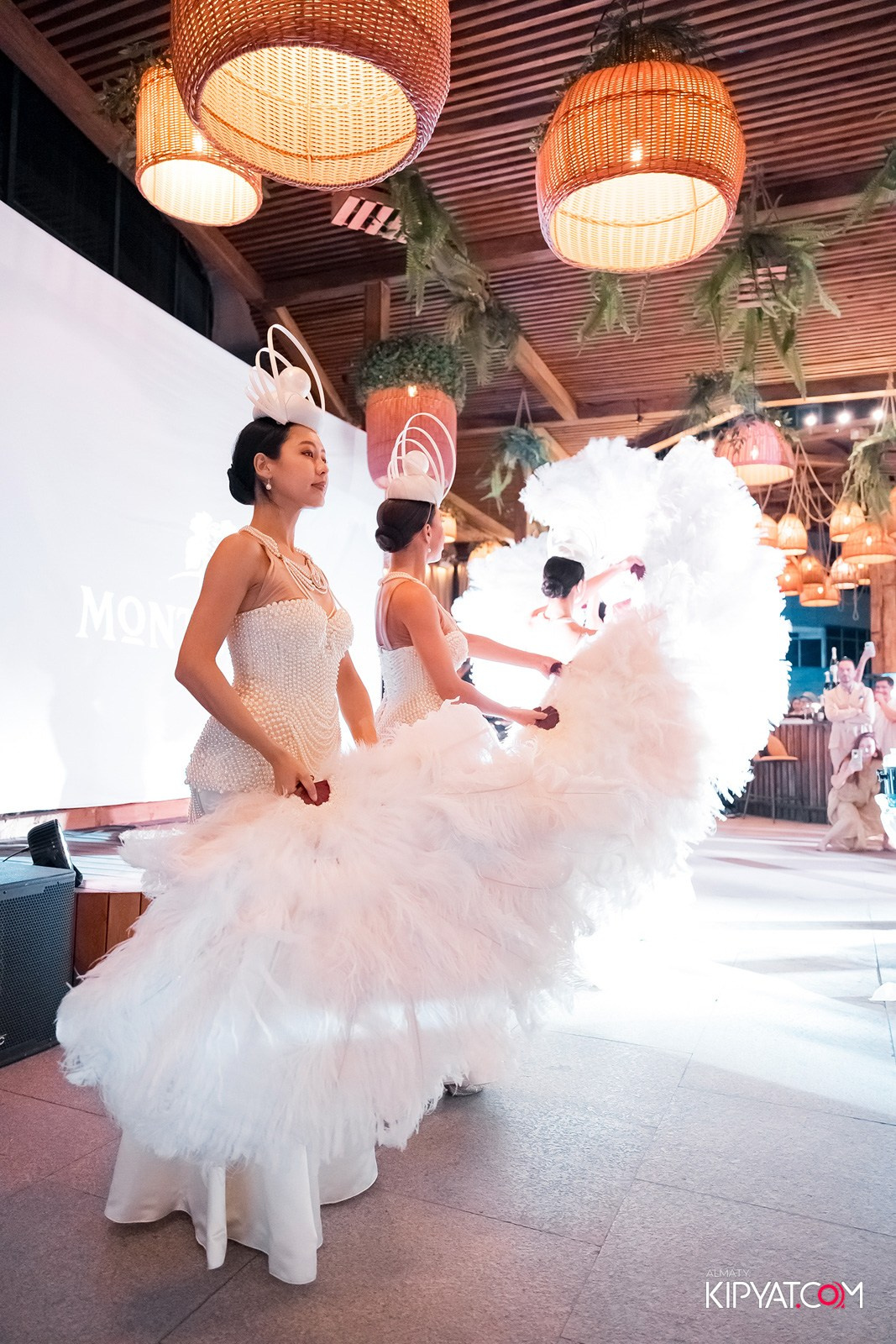 MONTELVINI PROSECCO PARTY. КИПЯТКОМ АЛМАТЫ!