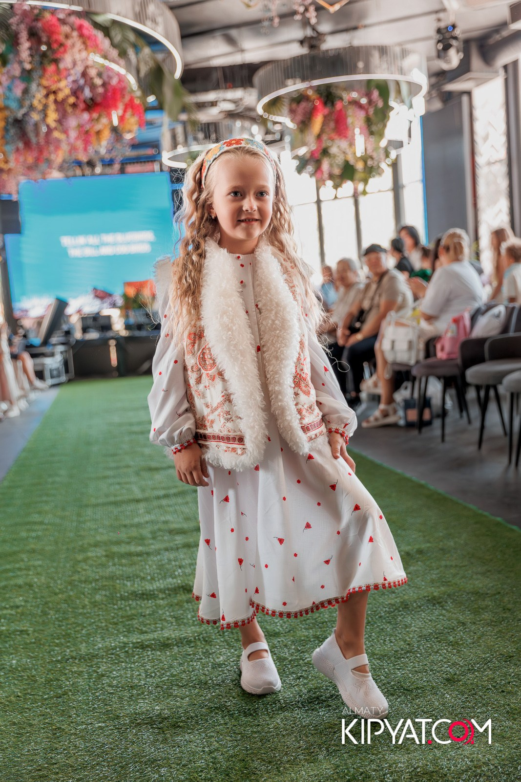 PROM KIDS FASHION SHOW. КИПЯТКОМ АЛМАТЫ!