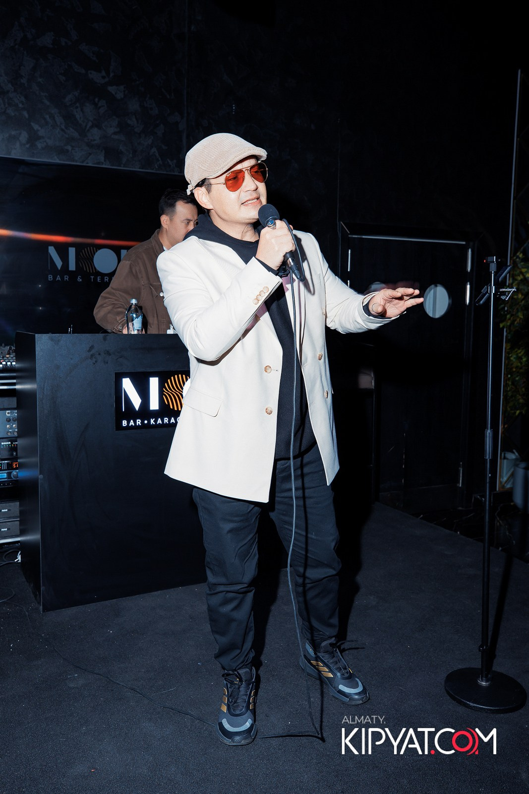 MOOD KARAOKE & TERRACE. КИПЯТКОМ АЛМАТЫ!