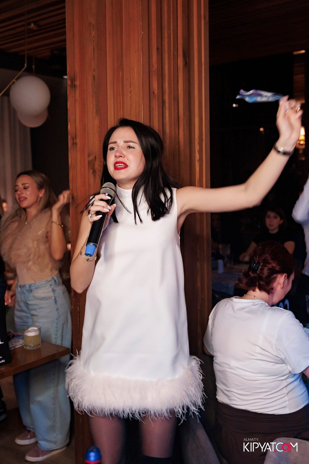 МУЗЫКАЛЬНОЕ ЛОТО В CAVIAR. КИПЯТКОМ АЛМАТЫ! Фотосъемка мероприятий в Алматы