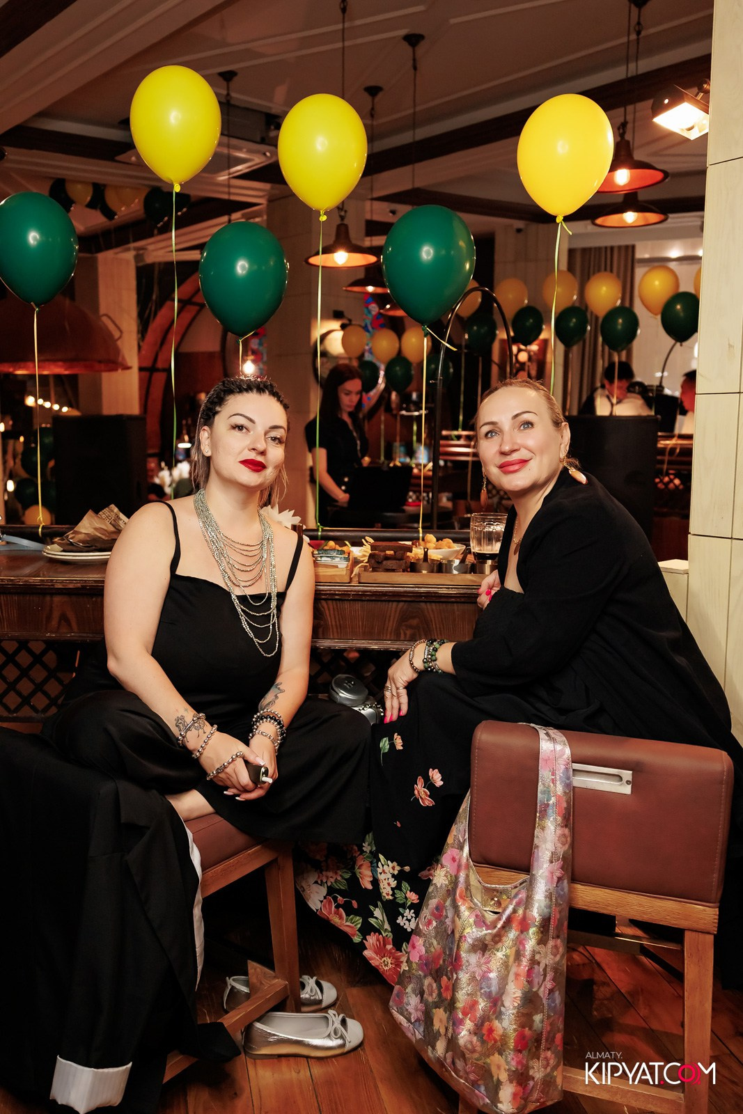 ДЕНЬ РОЖДЕНИЯ ЖИГУЛИ БАР — 1 ГОД. КИПЯТКОМ АЛМАТЫ!