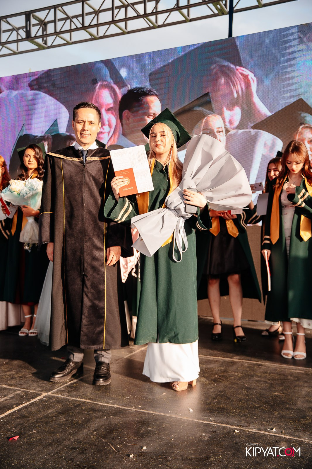ВРУЧЕНИЕ ДИПЛОМОВ — НАРХОЗ КОЛЛЕДЖ. Part 3. КИПЯТКОМ АЛМАТЫ!