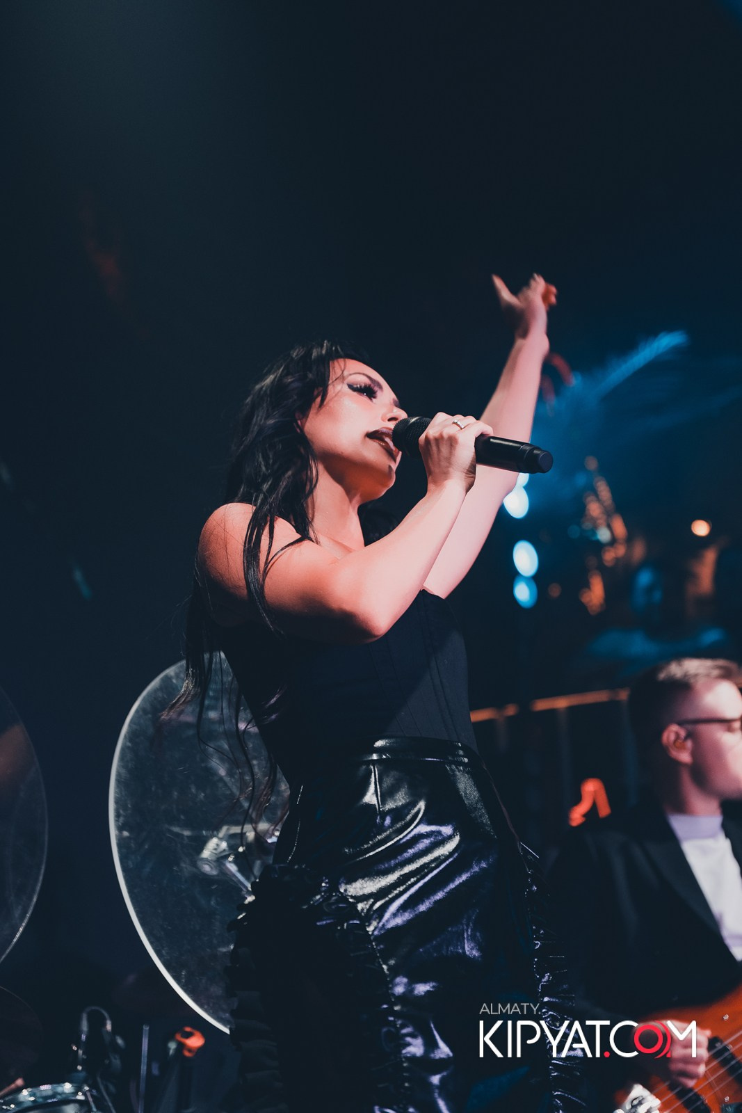 SANTA BARBARA — ВЫСТУПЛЕНИЕ ОЛЬГИ СЕРЯБКИНОЙ. КИПЯТКОМ АЛМАТЫ!