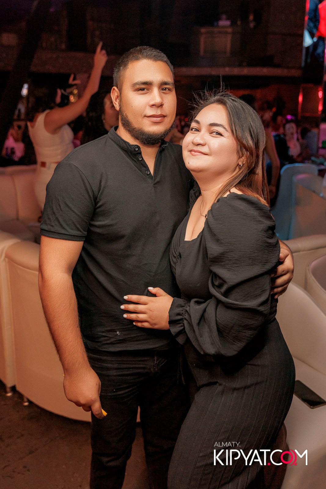 МУЗЫКАЛЬНОЕ ЛОТО В HIT RETRO. КИПЯТКОМ АЛМАТЫ!