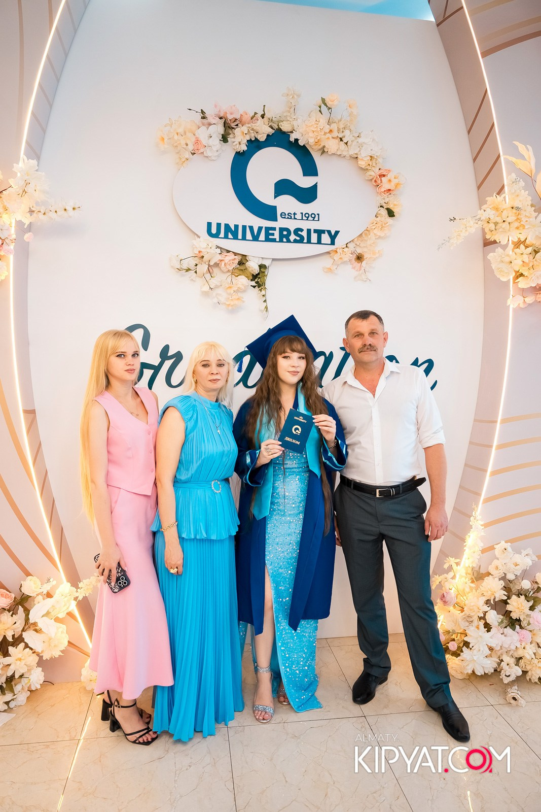 GRADUATION 2025 Q UNIVERSITY. КИПЯТКОМ АЛМАТЫ!