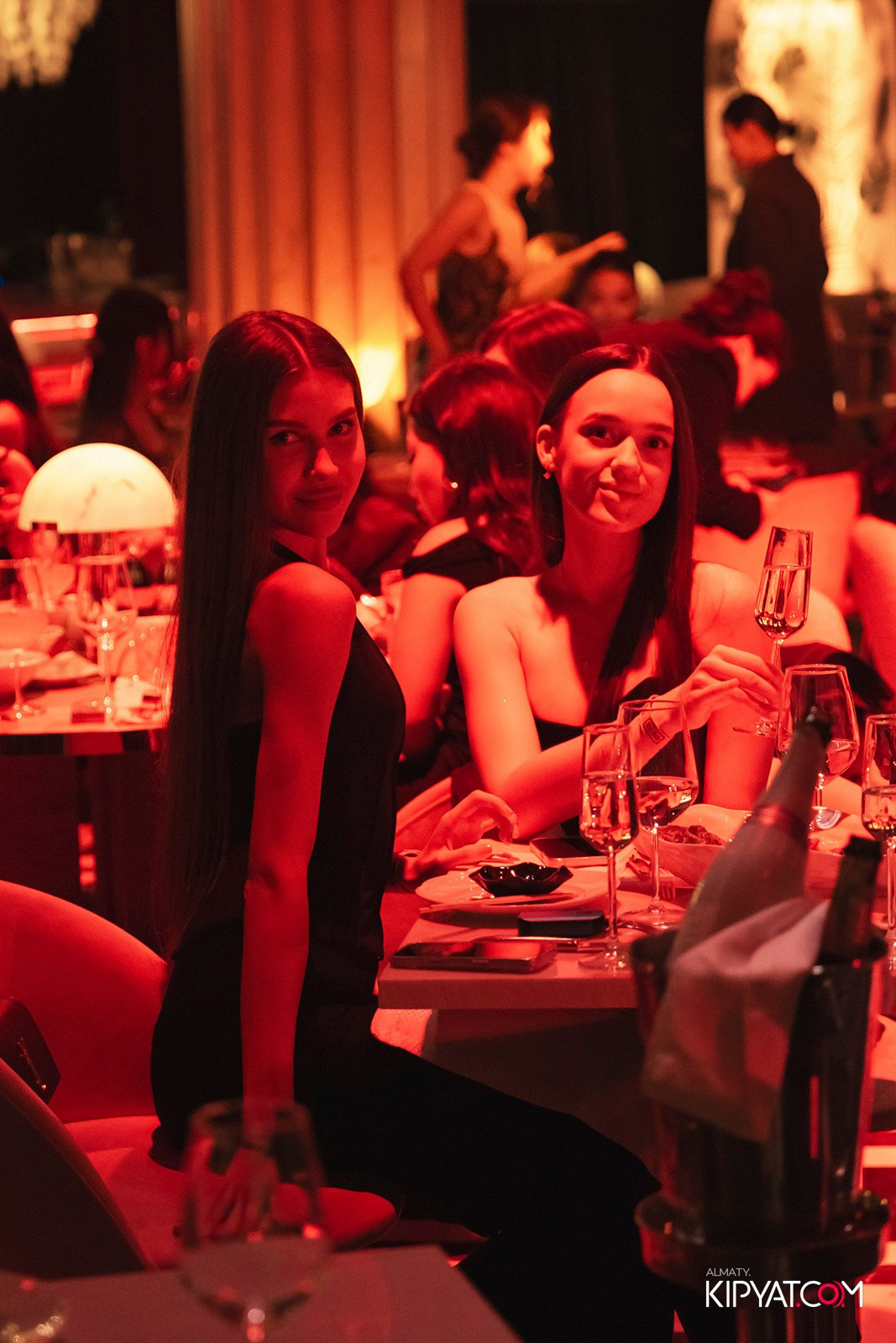 QUEEN. КИПЯТКОМ АЛМАТЫ!