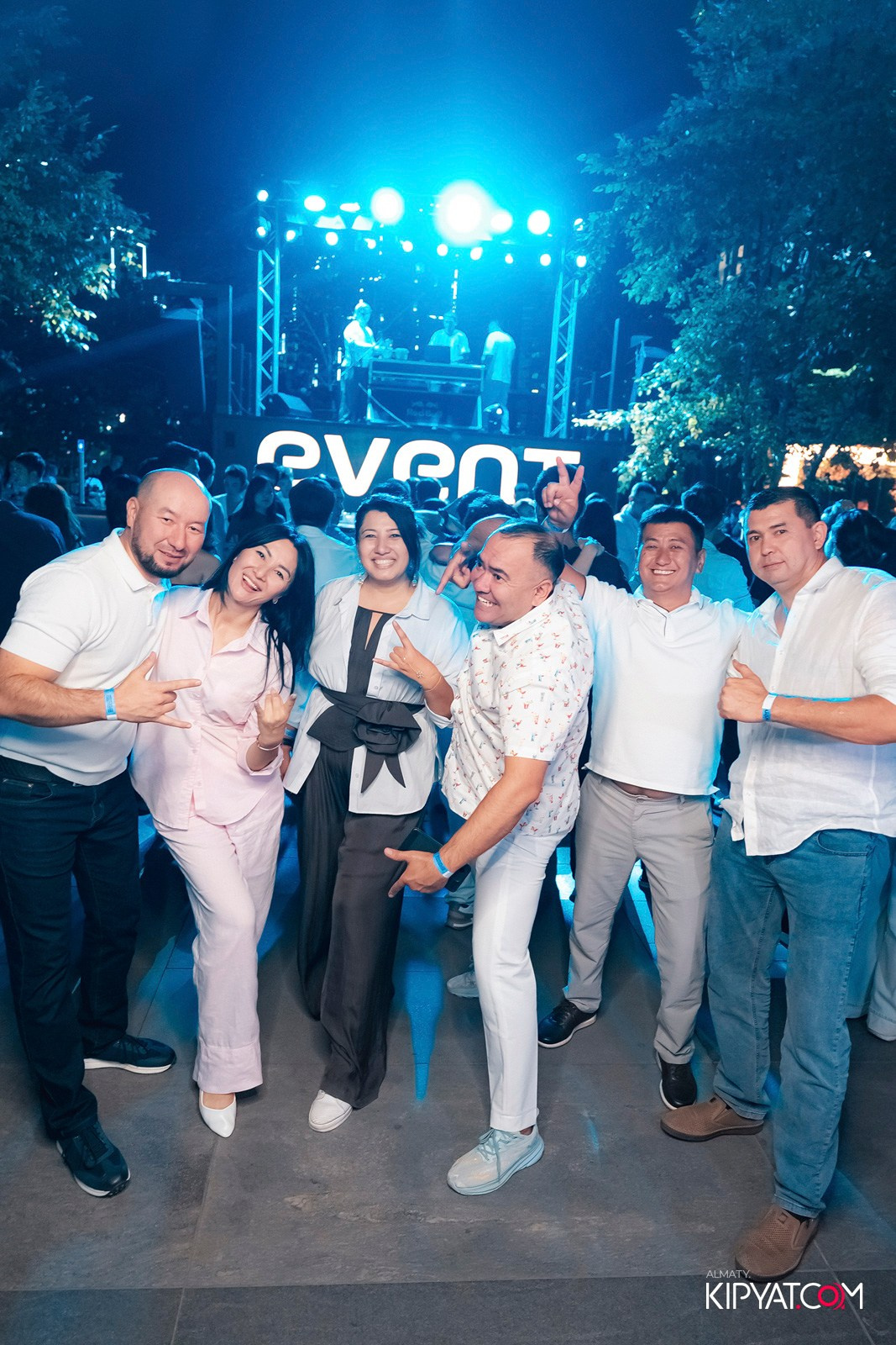 EVENT BAR. КИПЯТКОМ АЛМАТЫ!