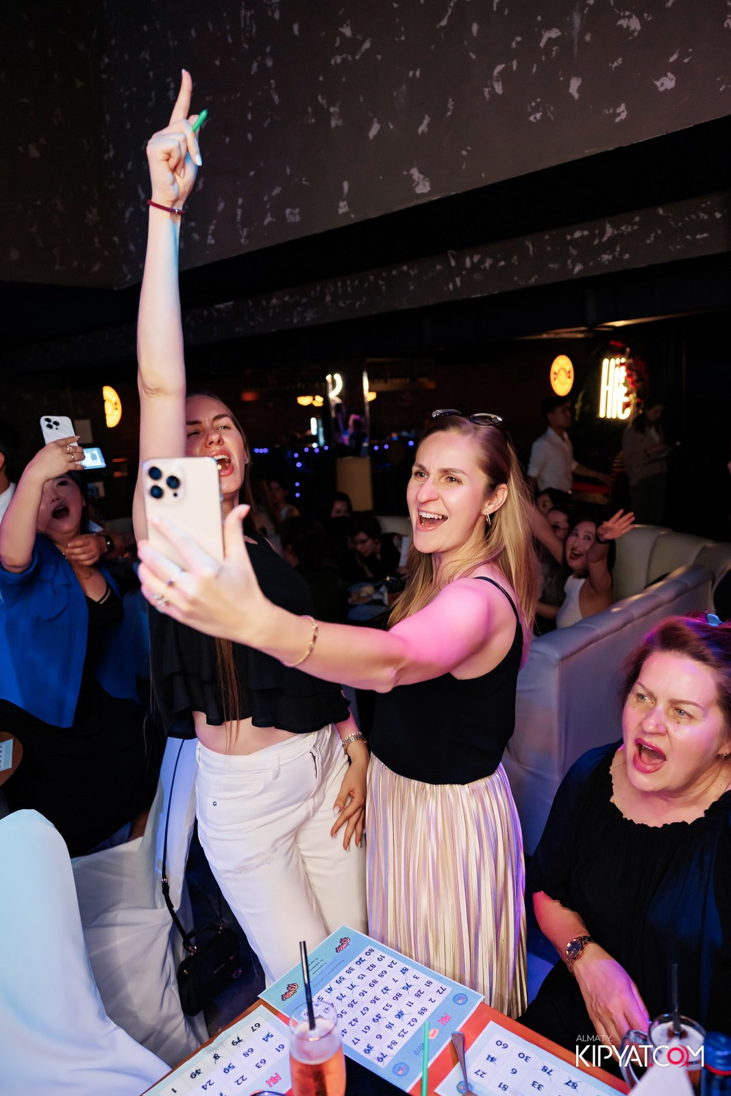 МУЗЫКАЛЬНОЕ ЛОТО В HIT RETRO. КИПЯТКОМ АЛМАТЫ!