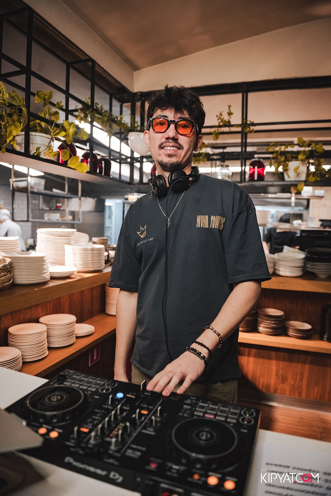 РЕСТОРАН ТЕПЛИЦА. КИПЯТКОМ АЛМАТЫ!