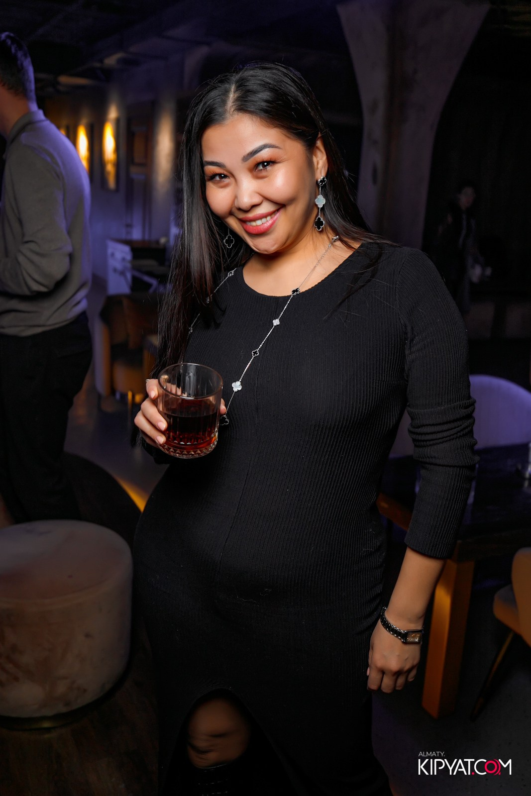 LAUREATE GRAND CAFE. КИПЯТКОМ АЛМАТЫ!