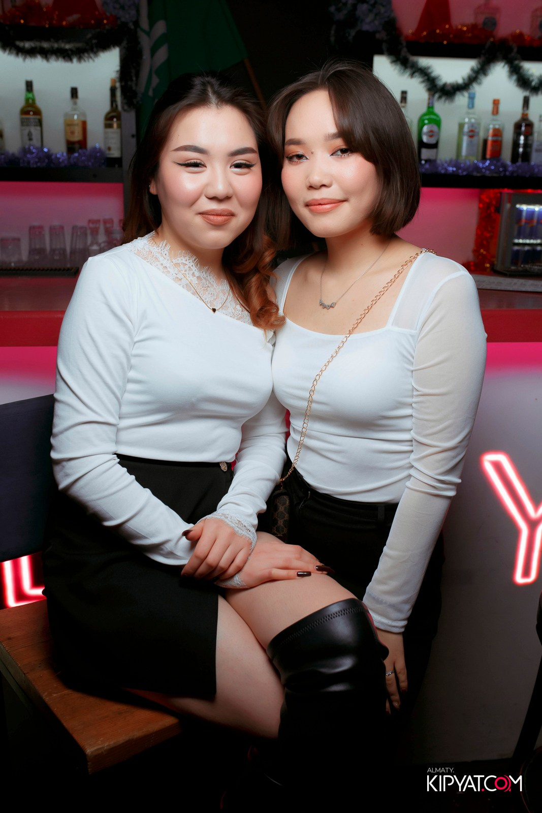 UYAT EMES BAR. КИПЯТКОМ АЛМАТЫ! Фотосъемка мероприятий в Алматы