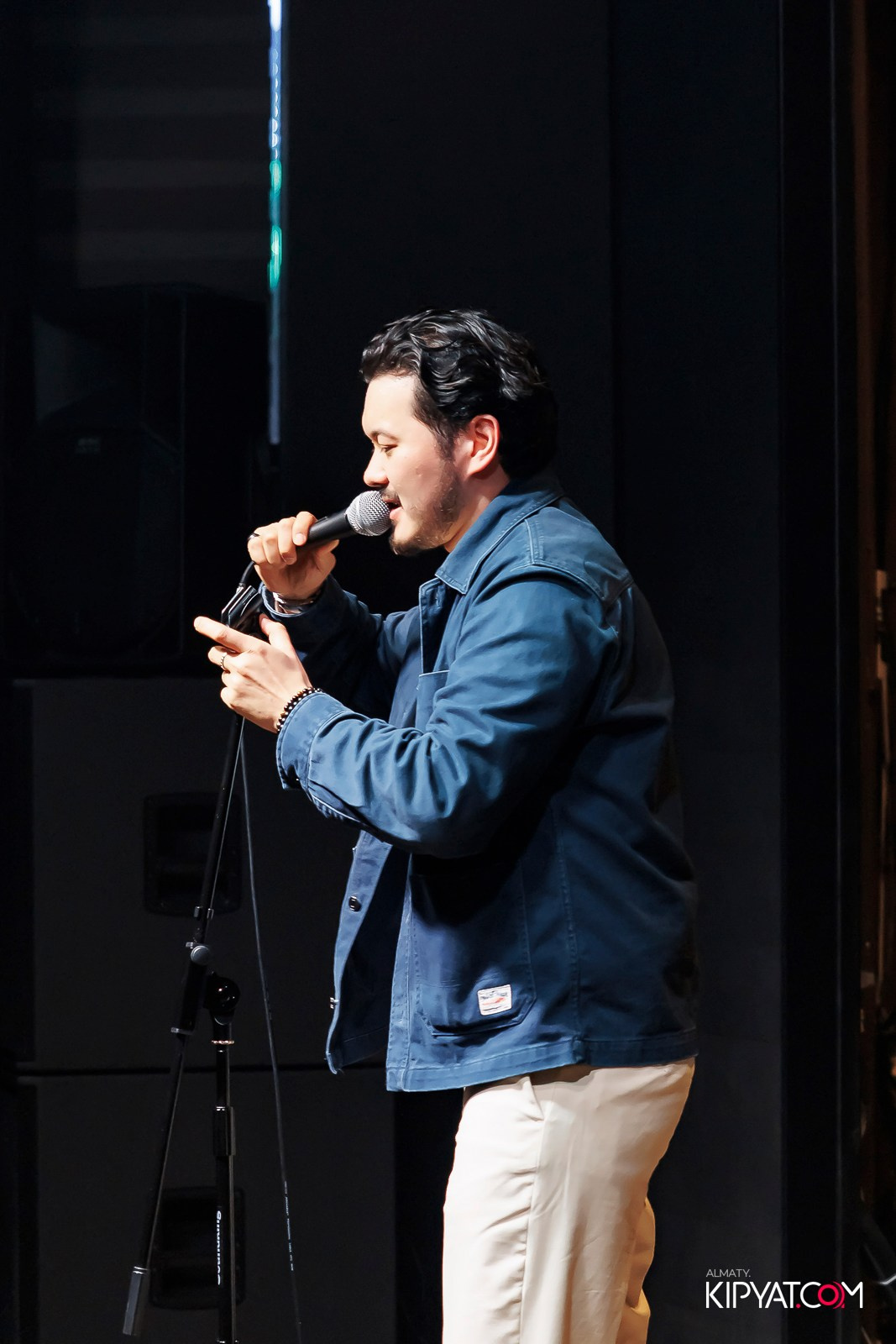 STAND UP КОНЦЕРТ АЛЕКСАНДА МЕРКУЛЬ. КИПЯТКОМ АЛМАТЫ! Фотосъемка мероприятий в Алматы