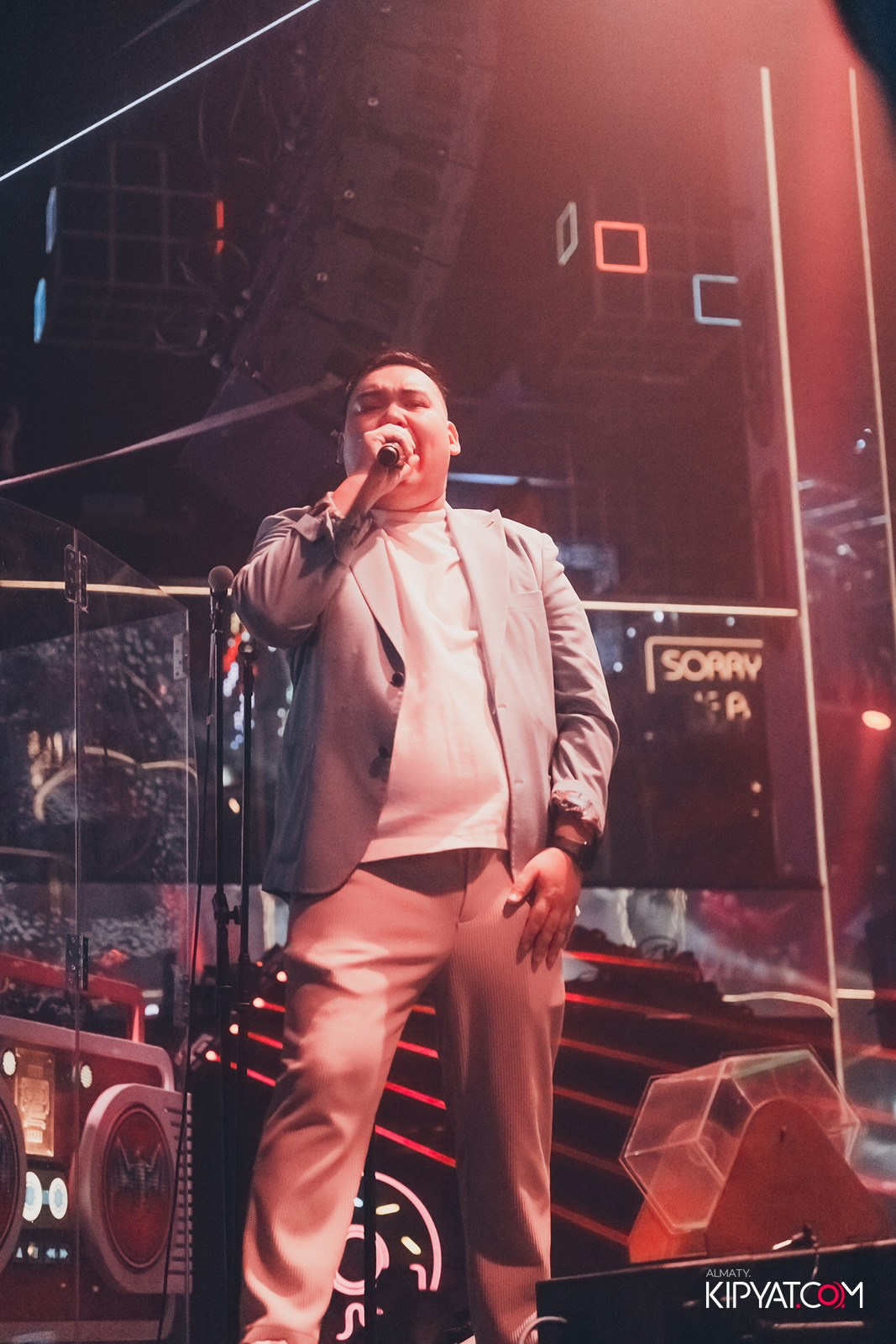 CLUB SHOW BY ИРИНА КАЙРАТОВНА В SANTA BARBARA CLUB. КИПЯТКОМ АЛМАТЫ!