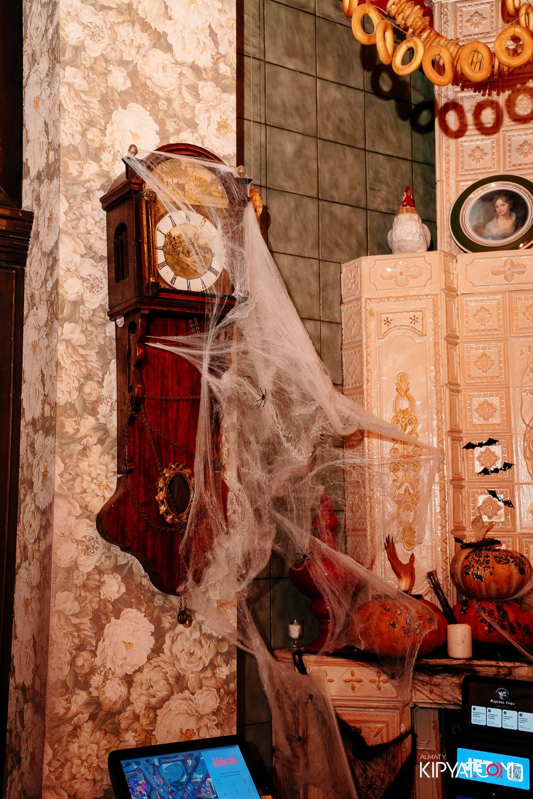 РЕСТОРАН МАРЬИНА РОЩA. КИПЯТКОМ АЛМАТЫ!