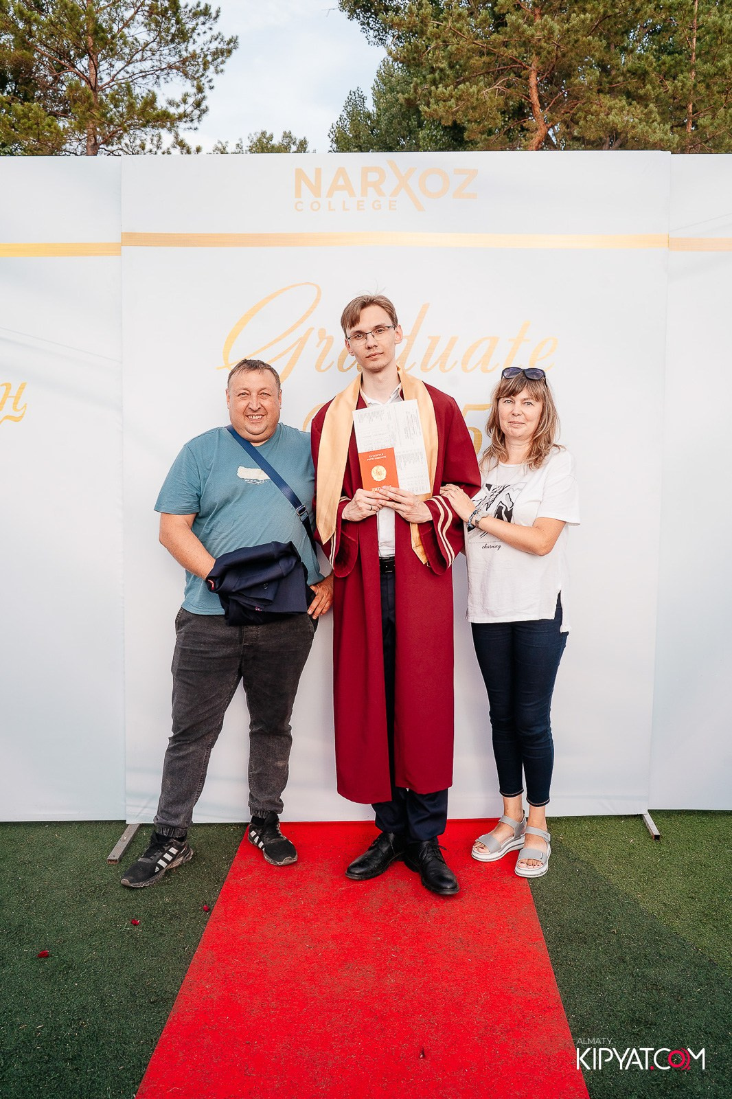 ВРУЧЕНИЕ ДИПЛОМОВ — НАРХОЗ КОЛЛЕДЖ. Part 1. КИПЯТКОМ АЛМАТЫ!