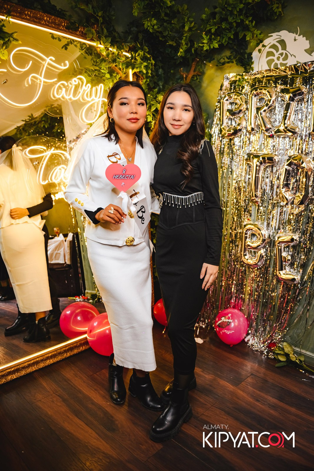 УХО И МЕДВЕДЬ НА САИНА. КИПЯТКОМ АЛМАТЫ! Фотосъемка мероприятий в Алматы