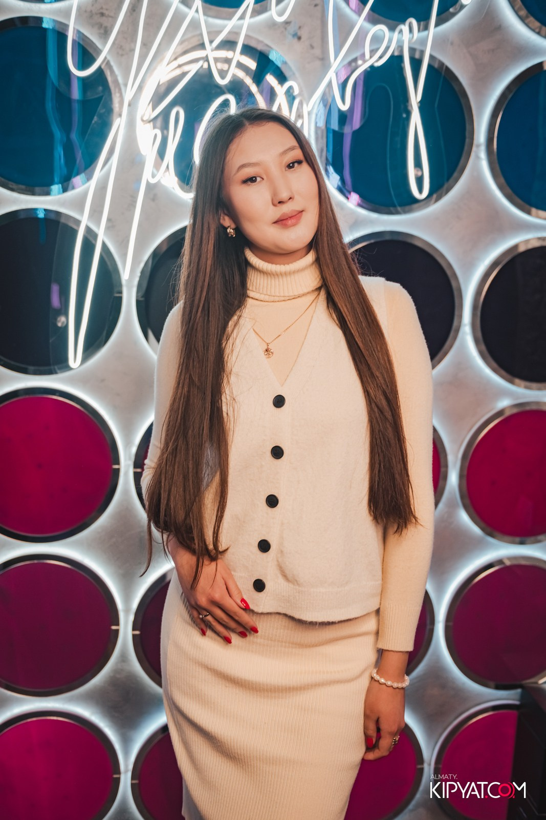 УХО И МЕДВЕДЬ НА ГАГАРИНА. КИПЯТКОМ АЛМАТЫ!